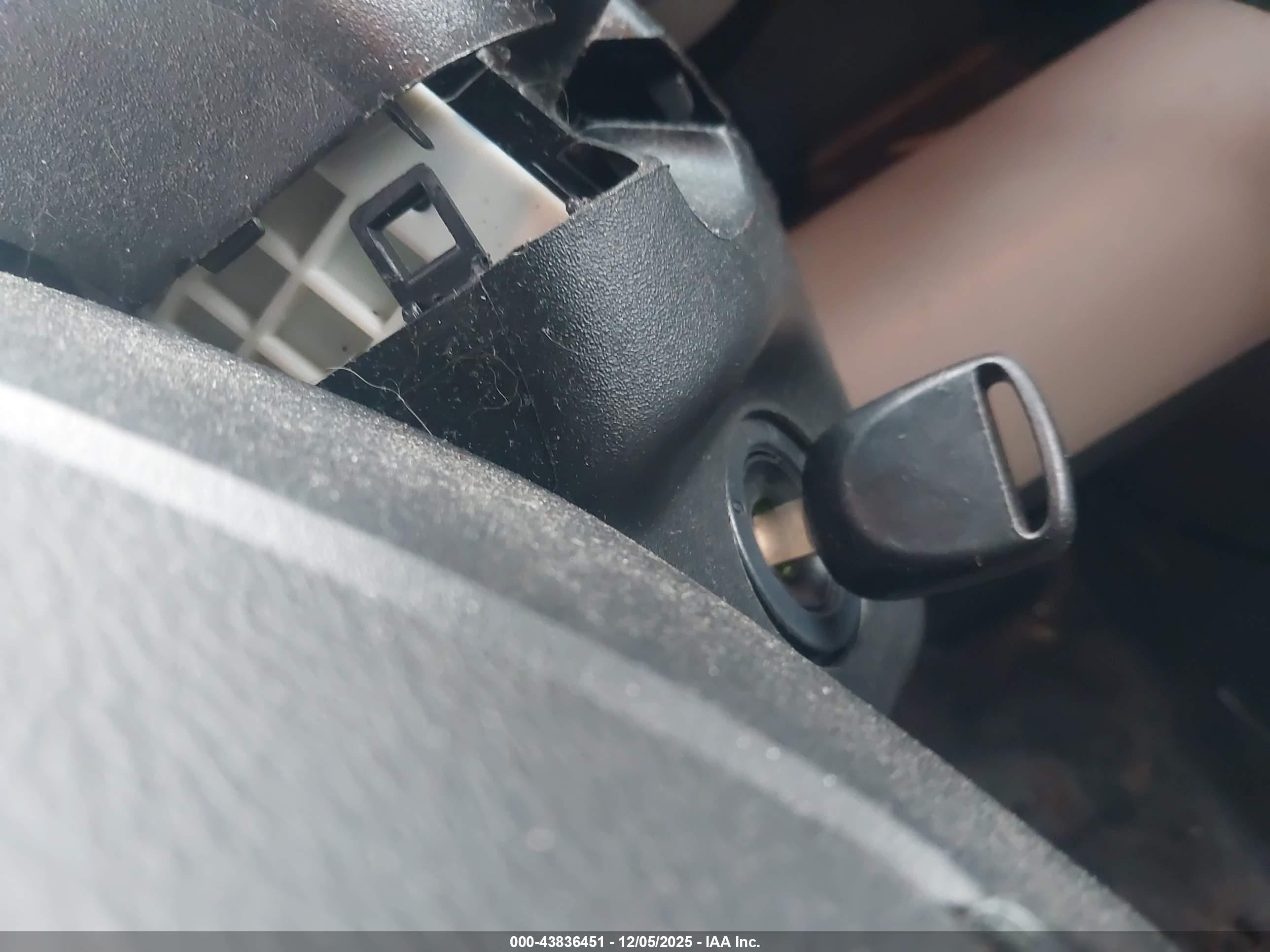 HONDA ELEMENT image 11