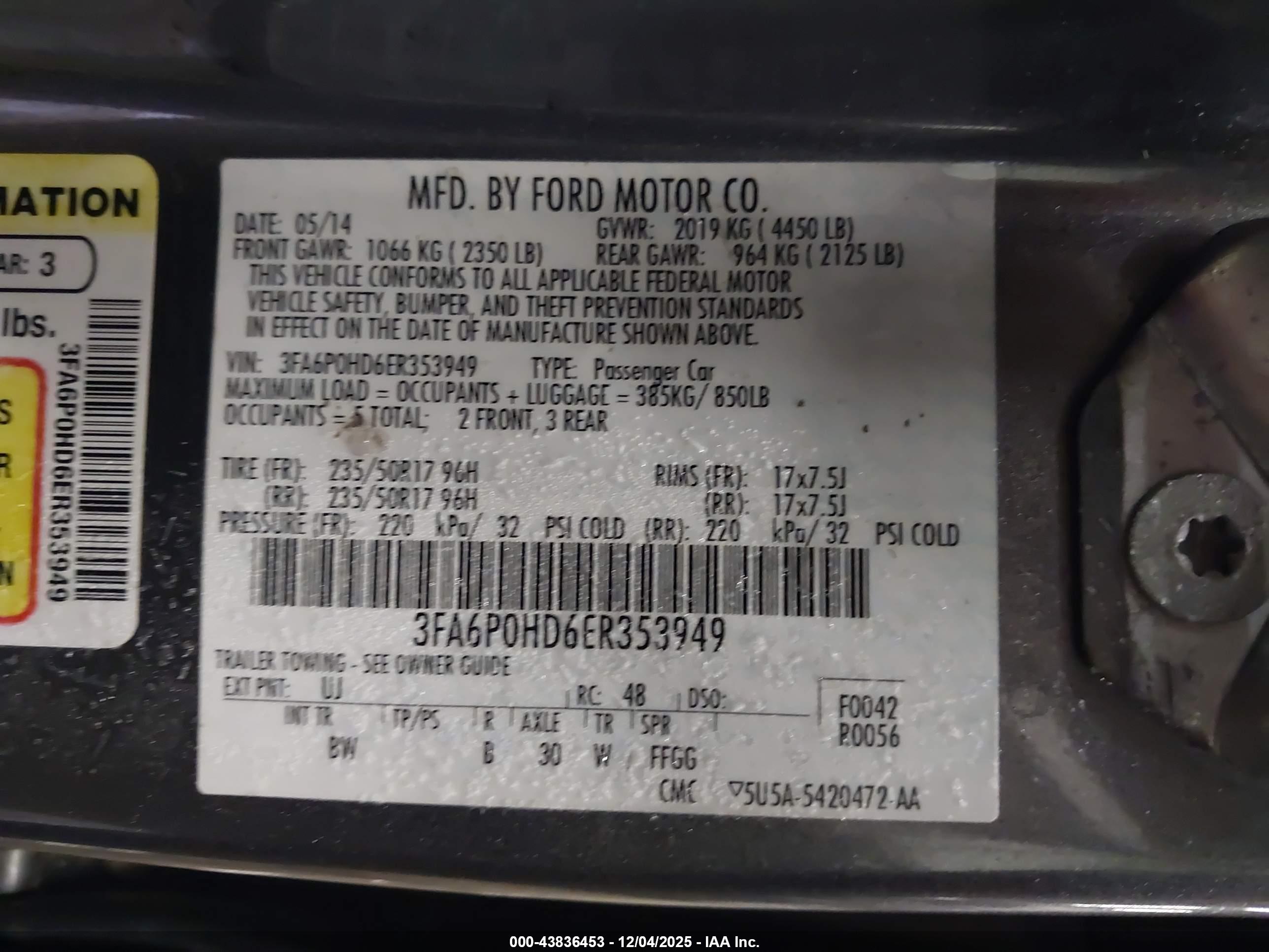 FORD FUSION image 9