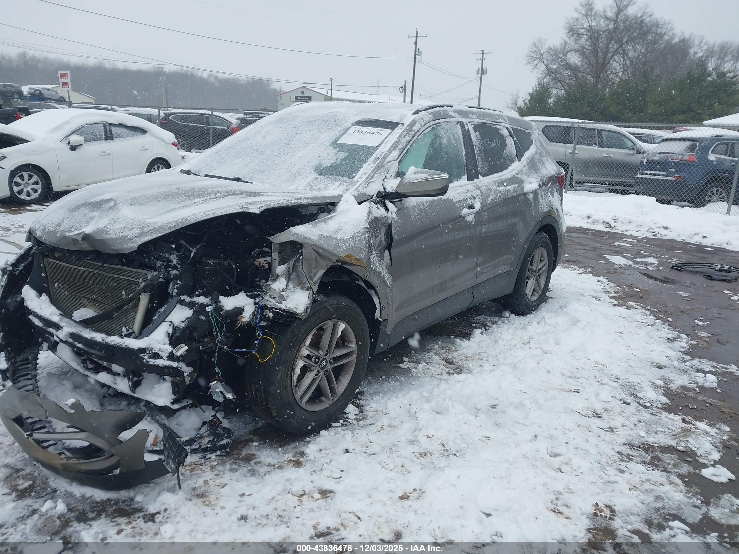 HYUNDAI SANTA image 2