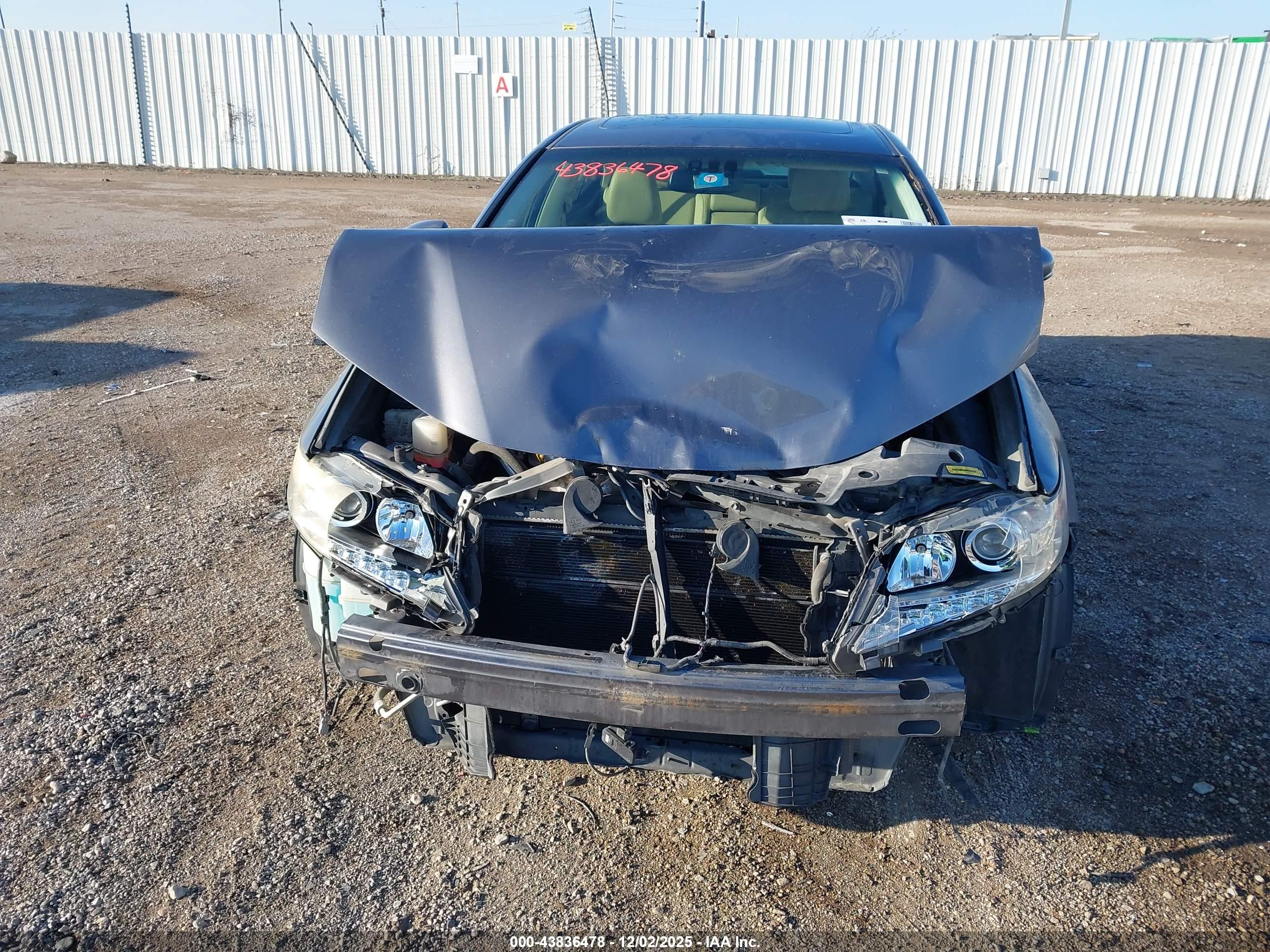 LEXUS ES image 6