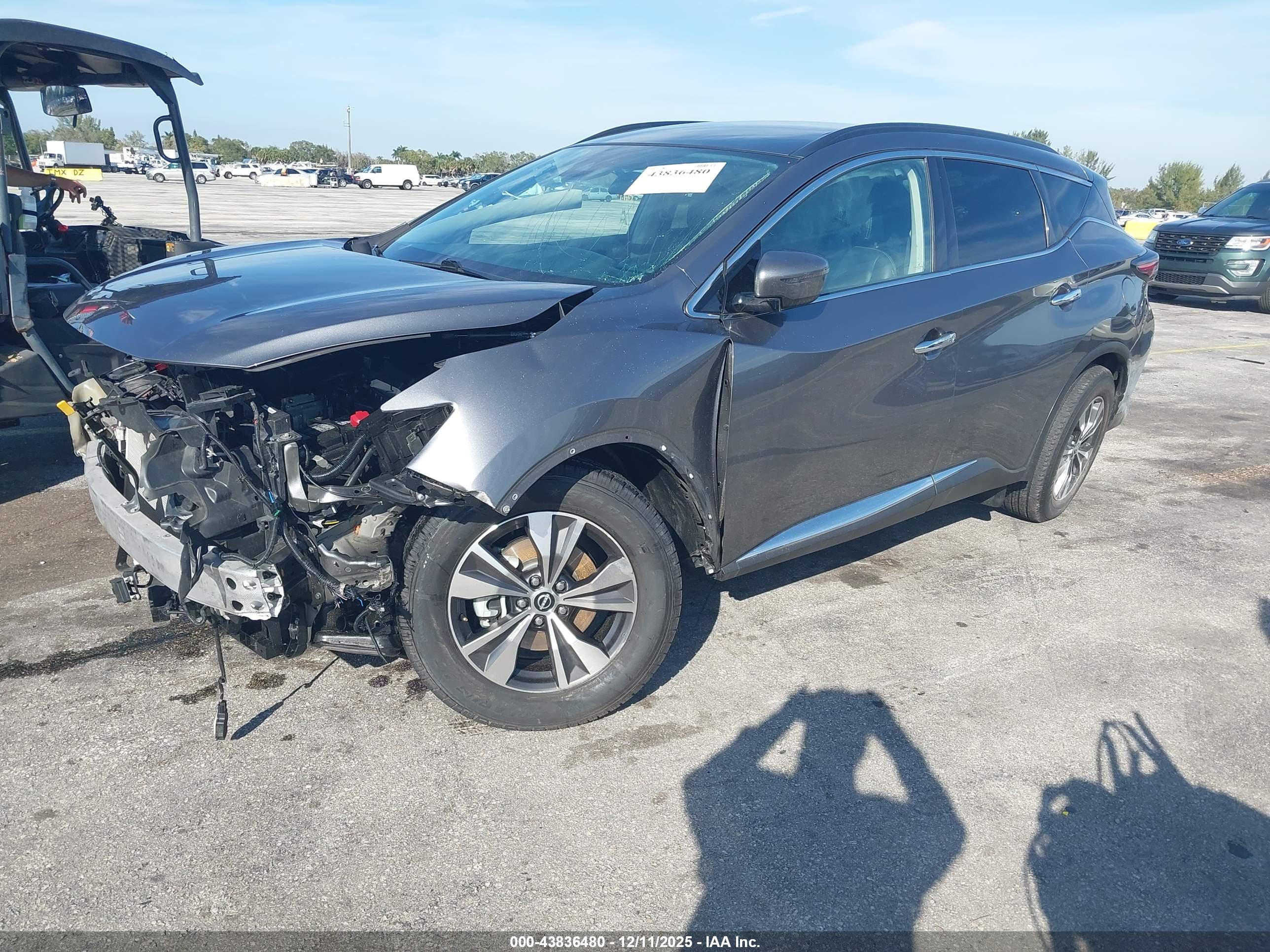 NISSAN MURANO image 2