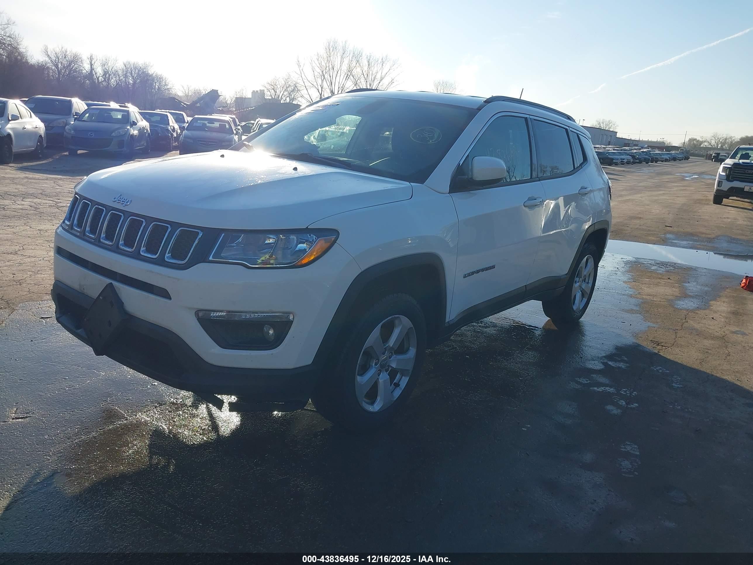 JEEP COMPASS image 2