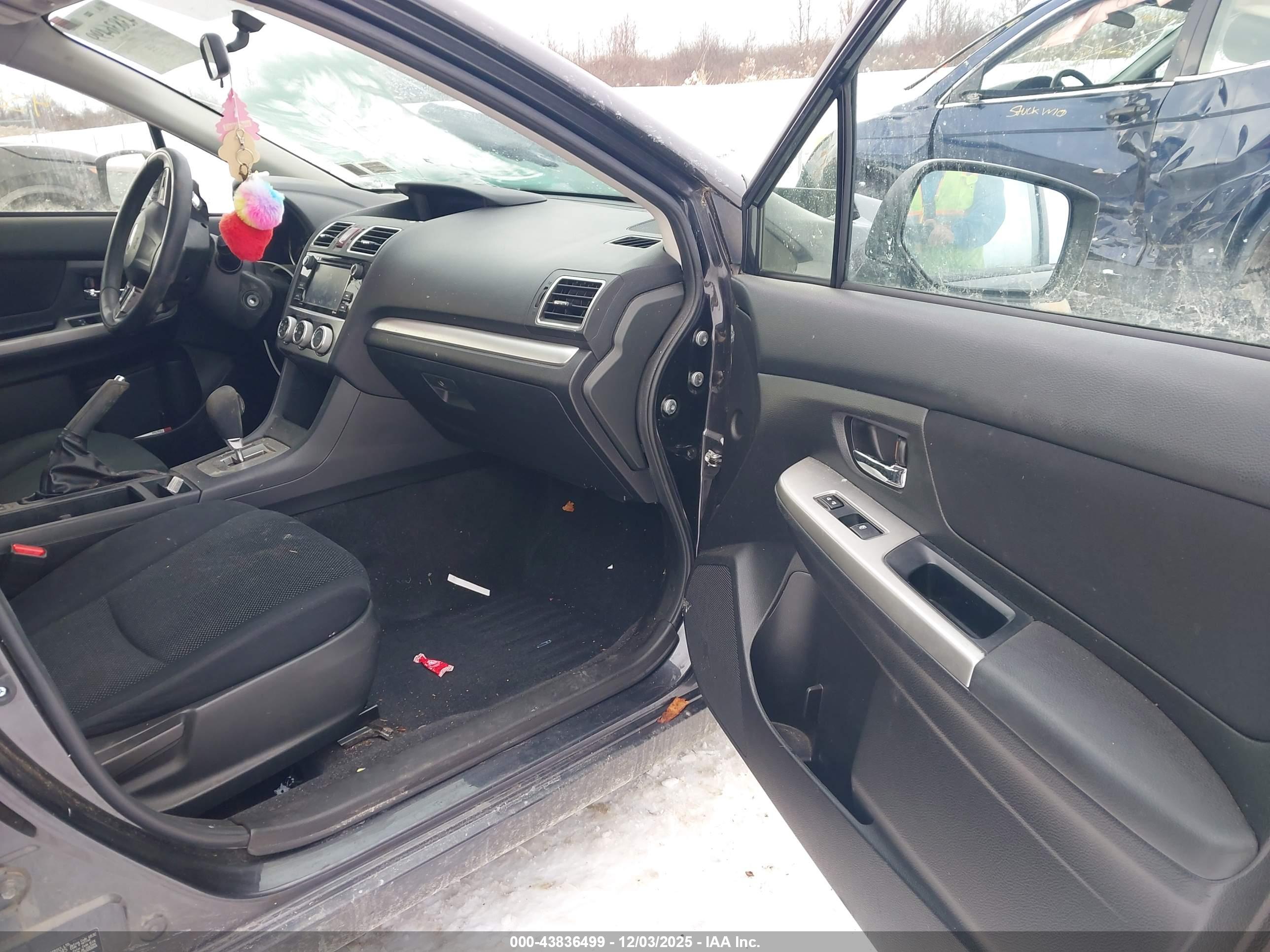 SUBARU IMPREZA image 5