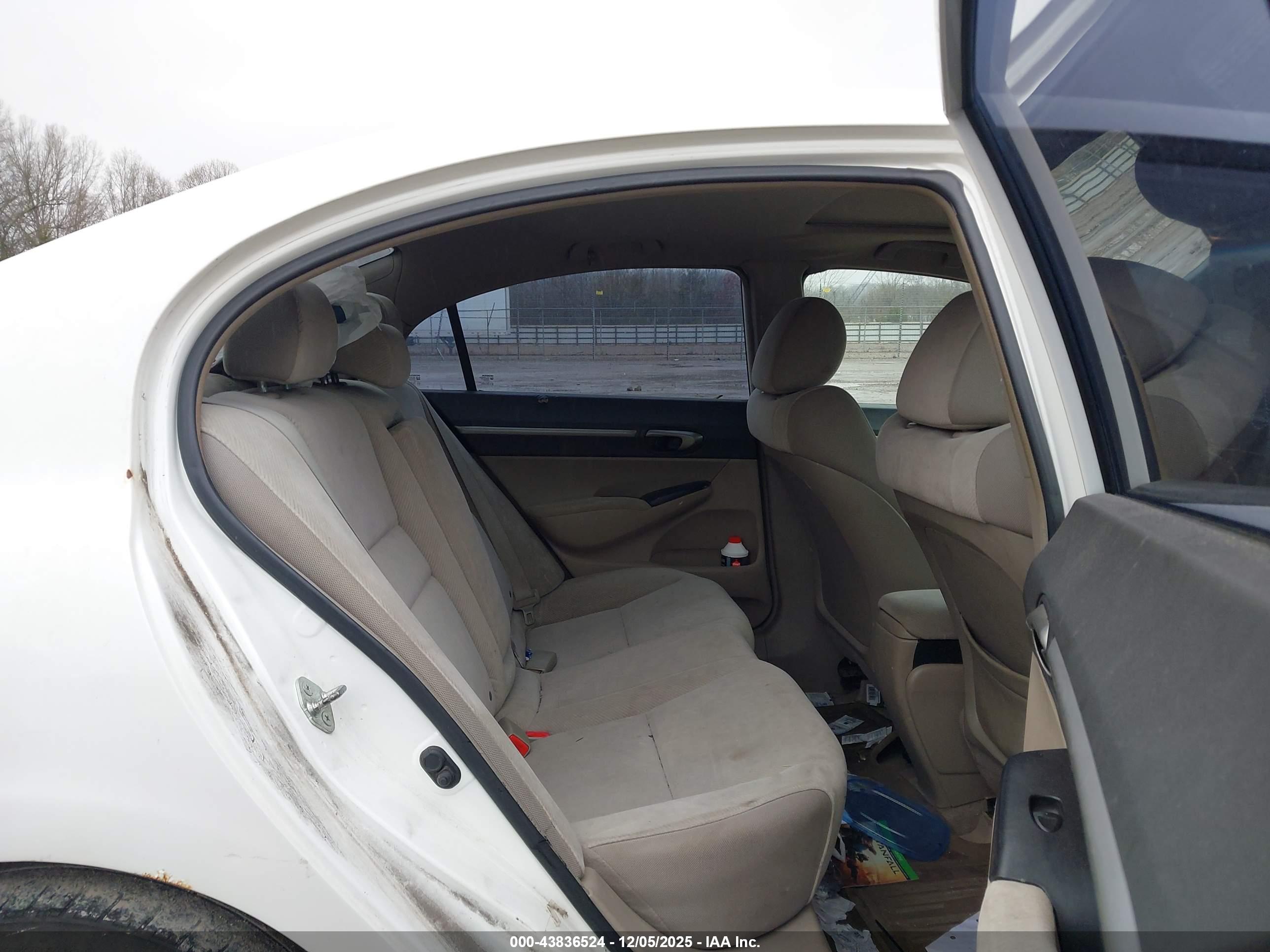 HONDA CIVIC image 8