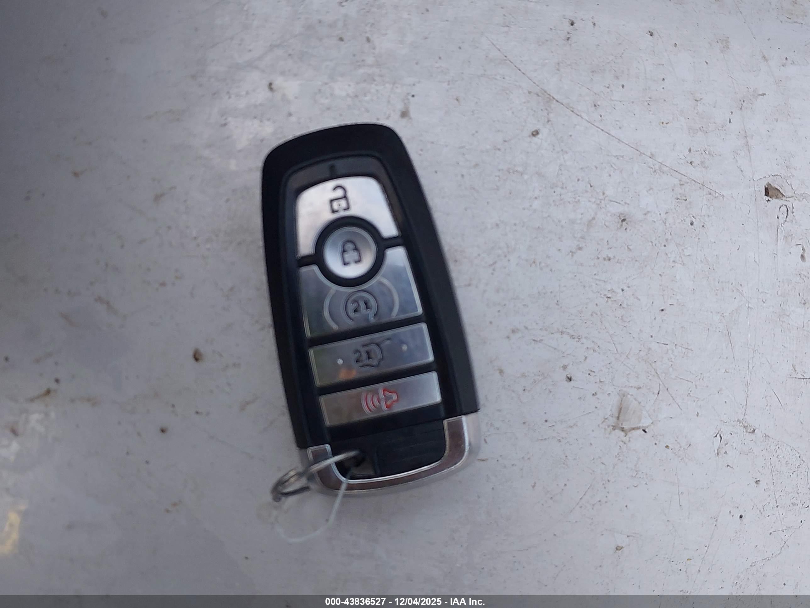 FORD ESCAPE image 11