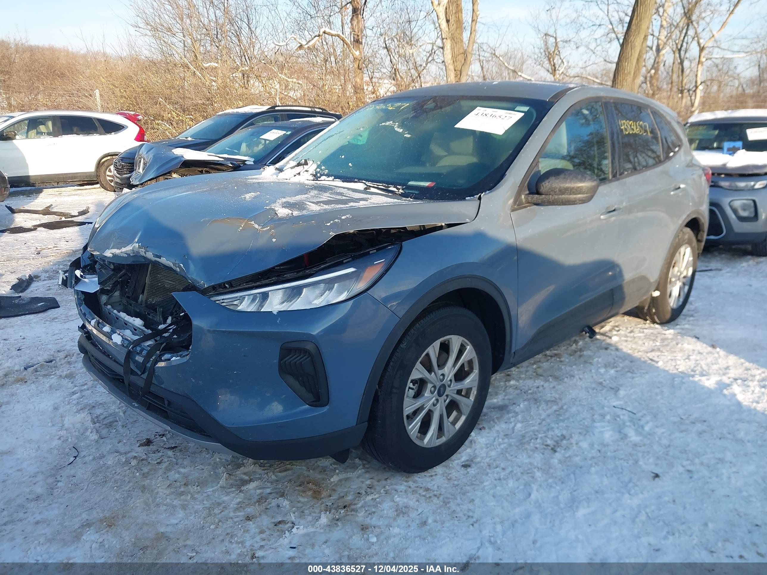 FORD ESCAPE image 6