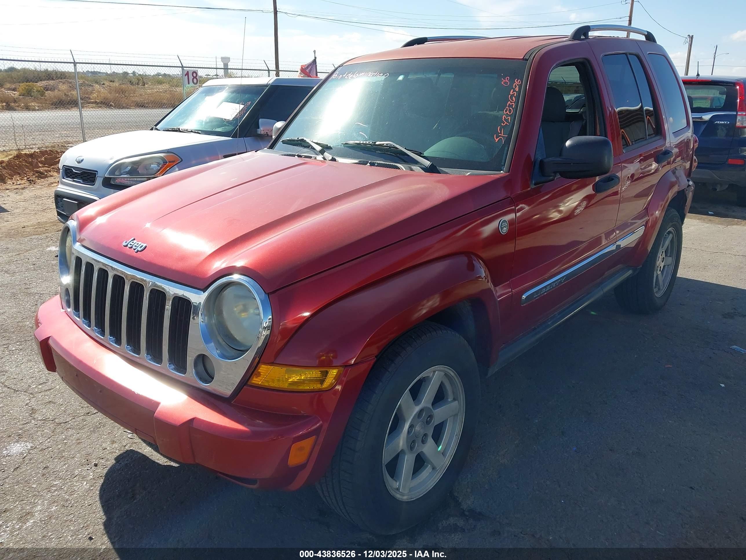 JEEP LIBERTY image 2