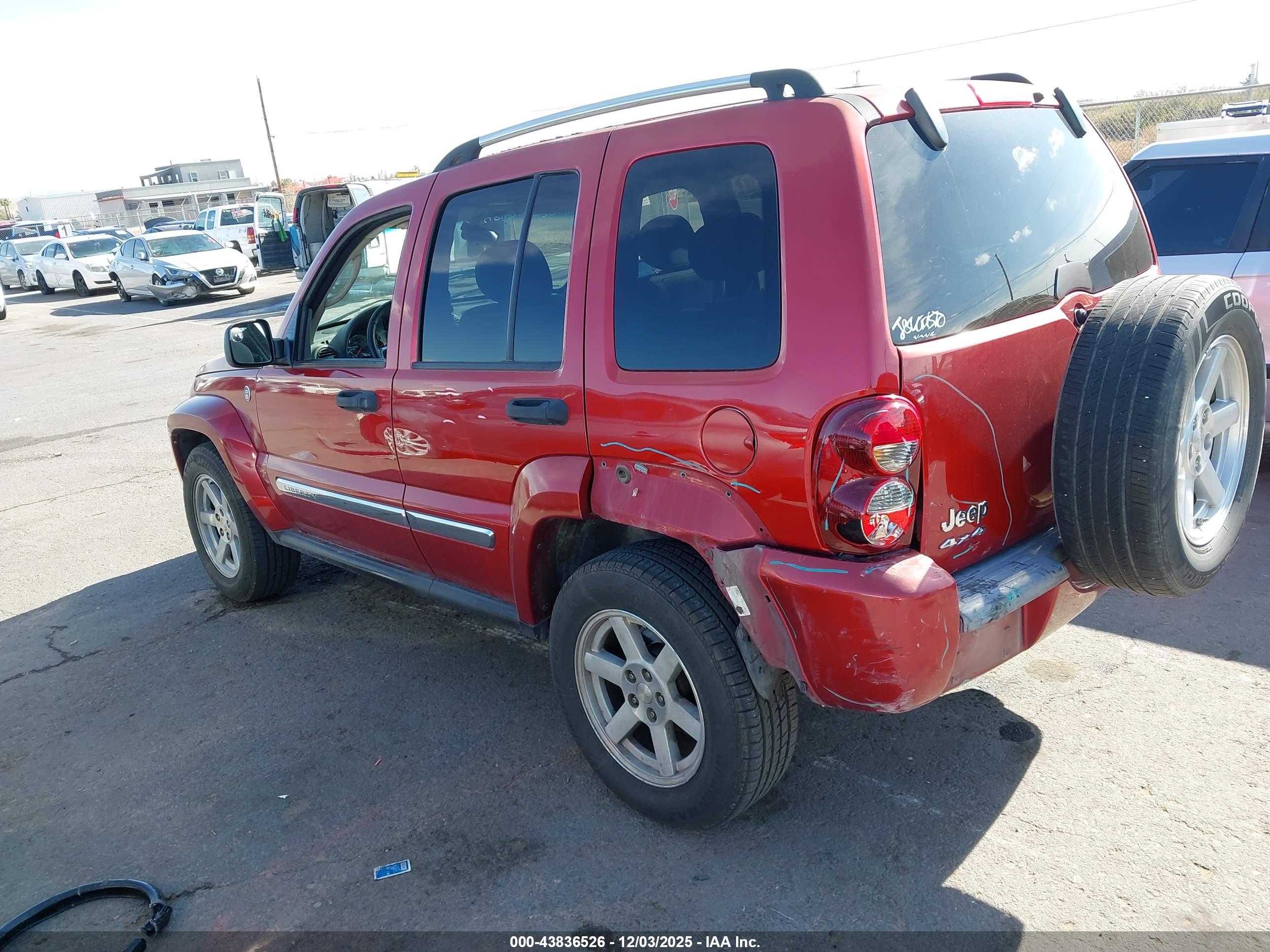 JEEP LIBERTY image 3