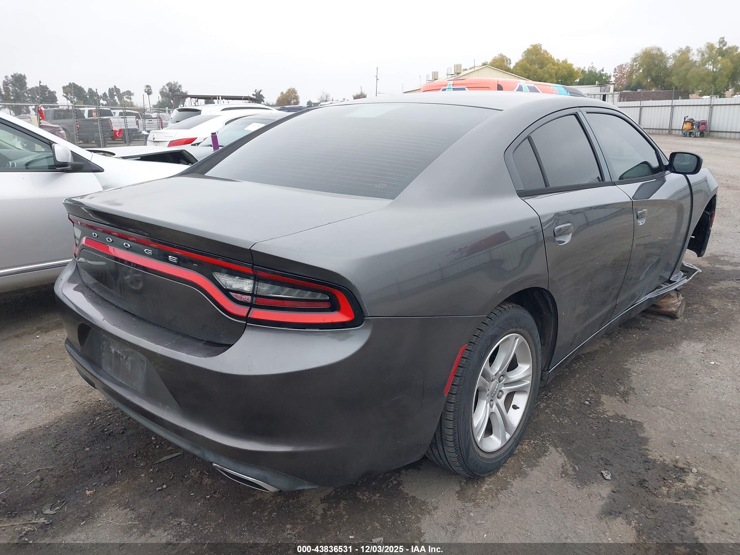 DODGE CHARGER image 4