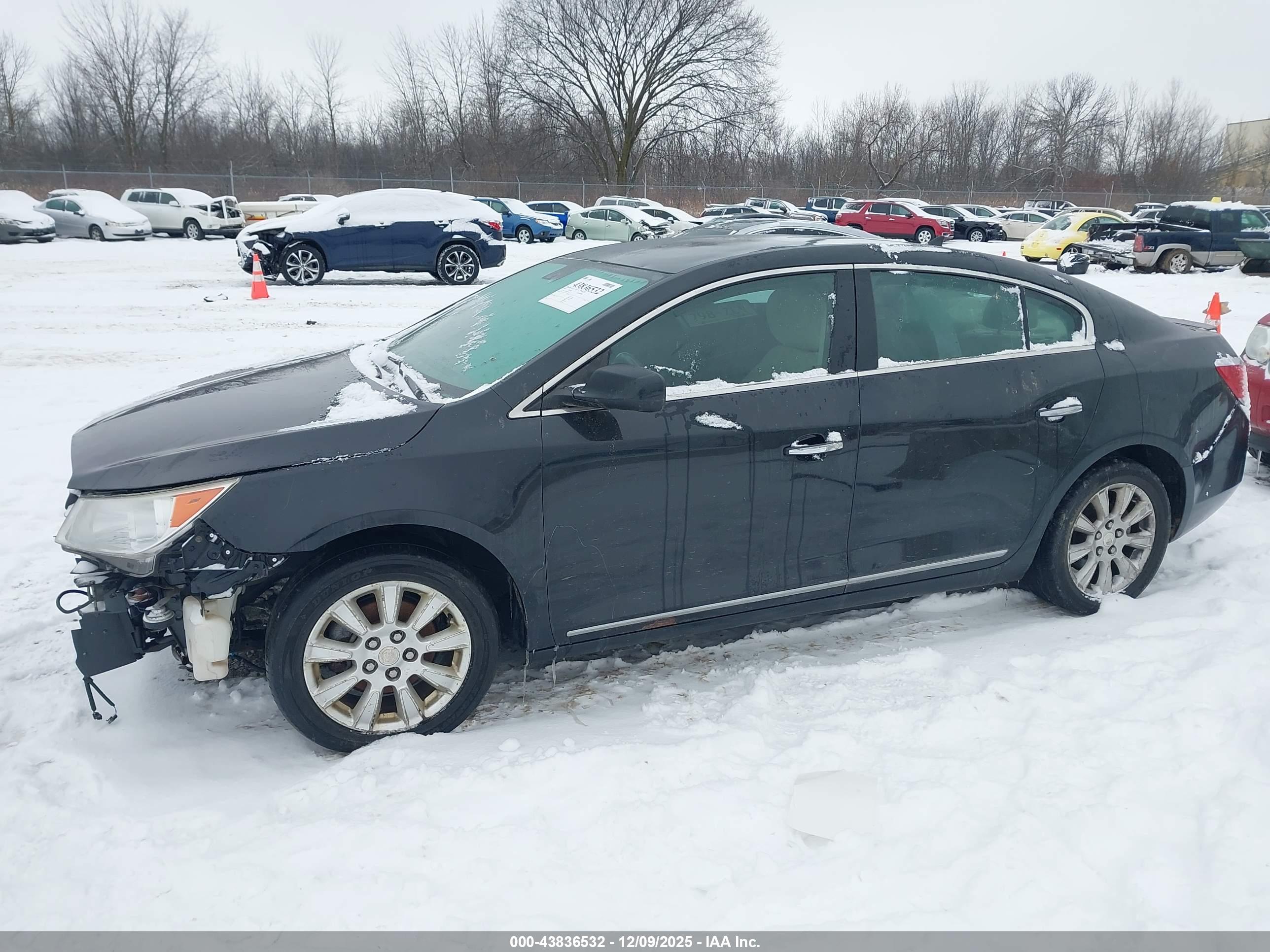 BUICK LACROSSE image 2