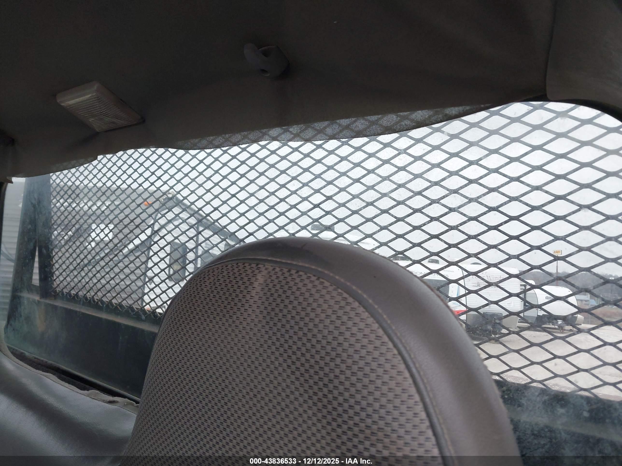 FORD F-350 image 7