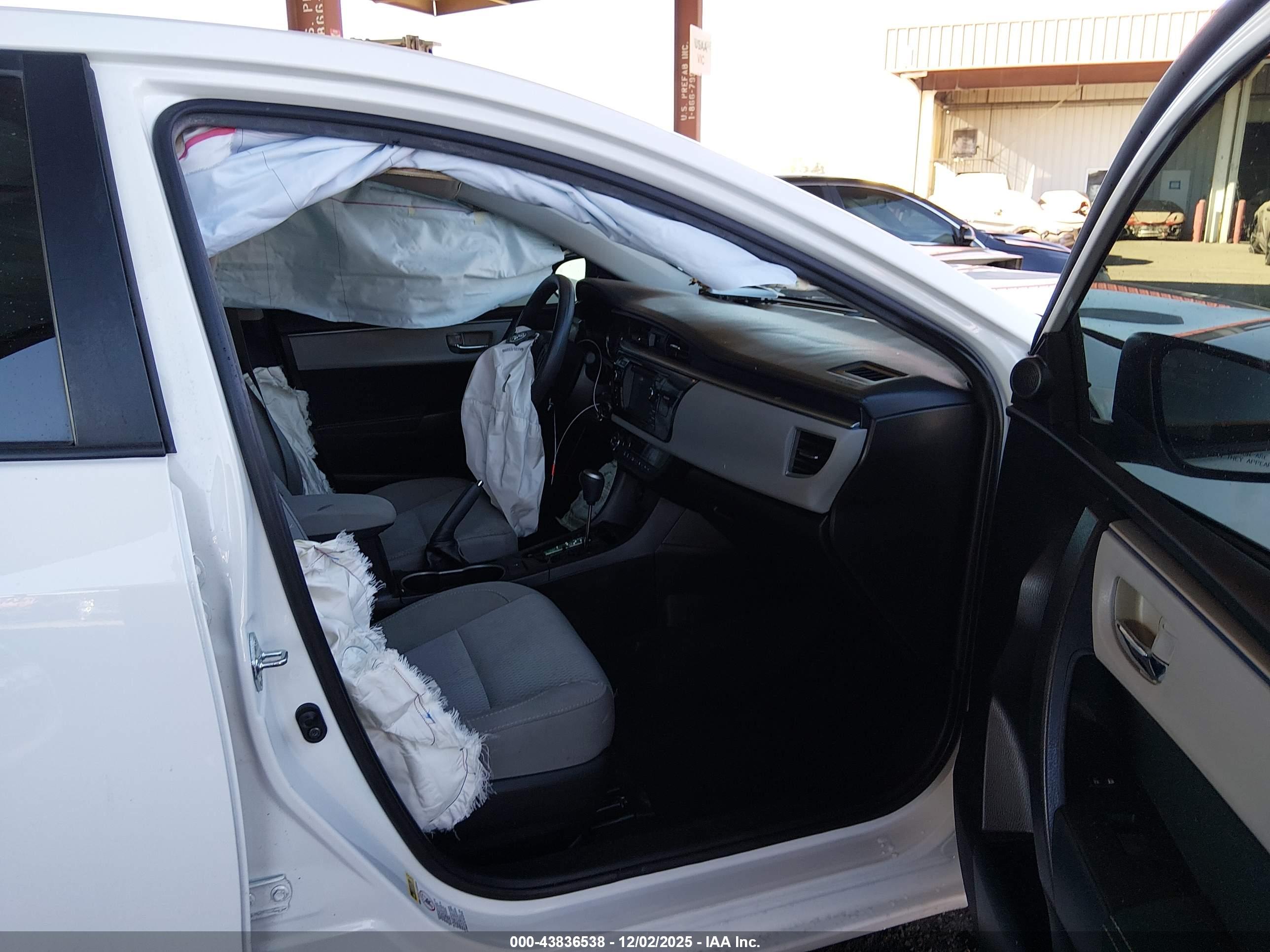 TOYOTA COROLLA image 5