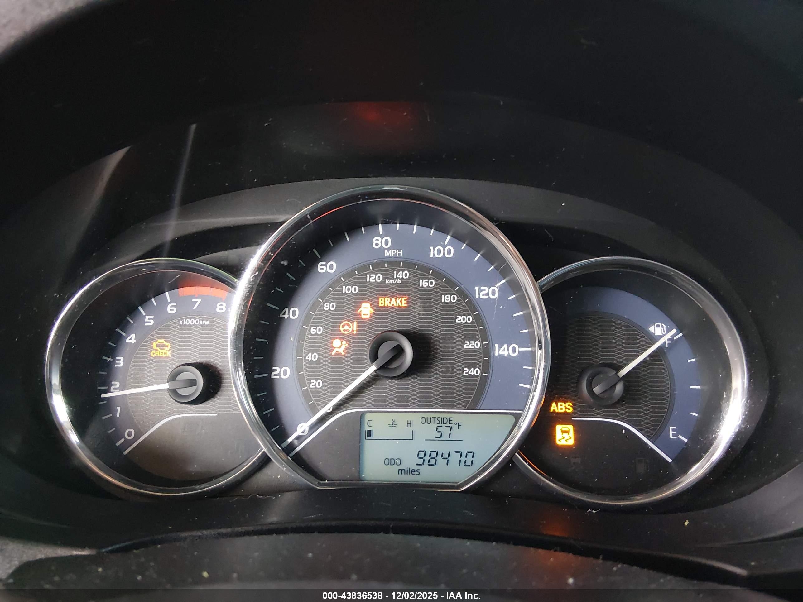 TOYOTA COROLLA image 7