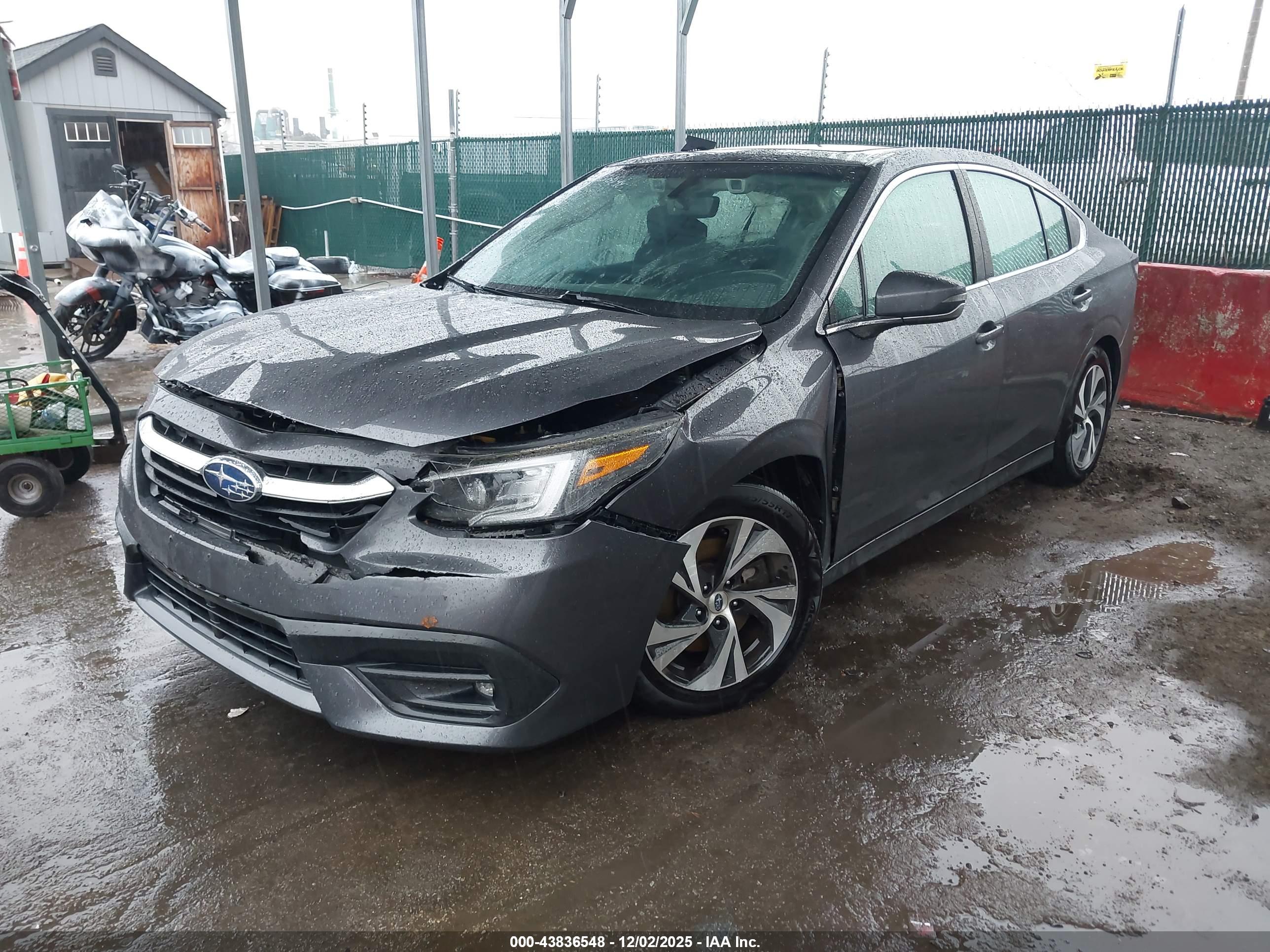 SUBARU LEGACY image 2