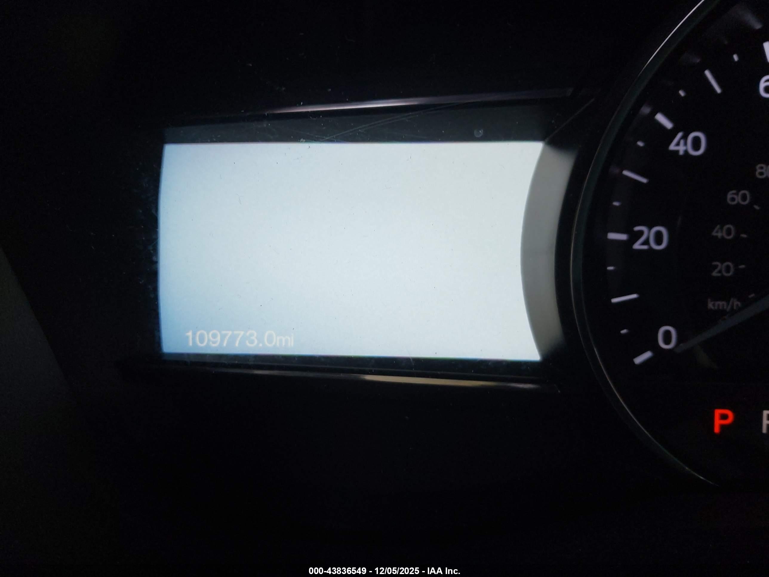 FORD EXPLORER image 7