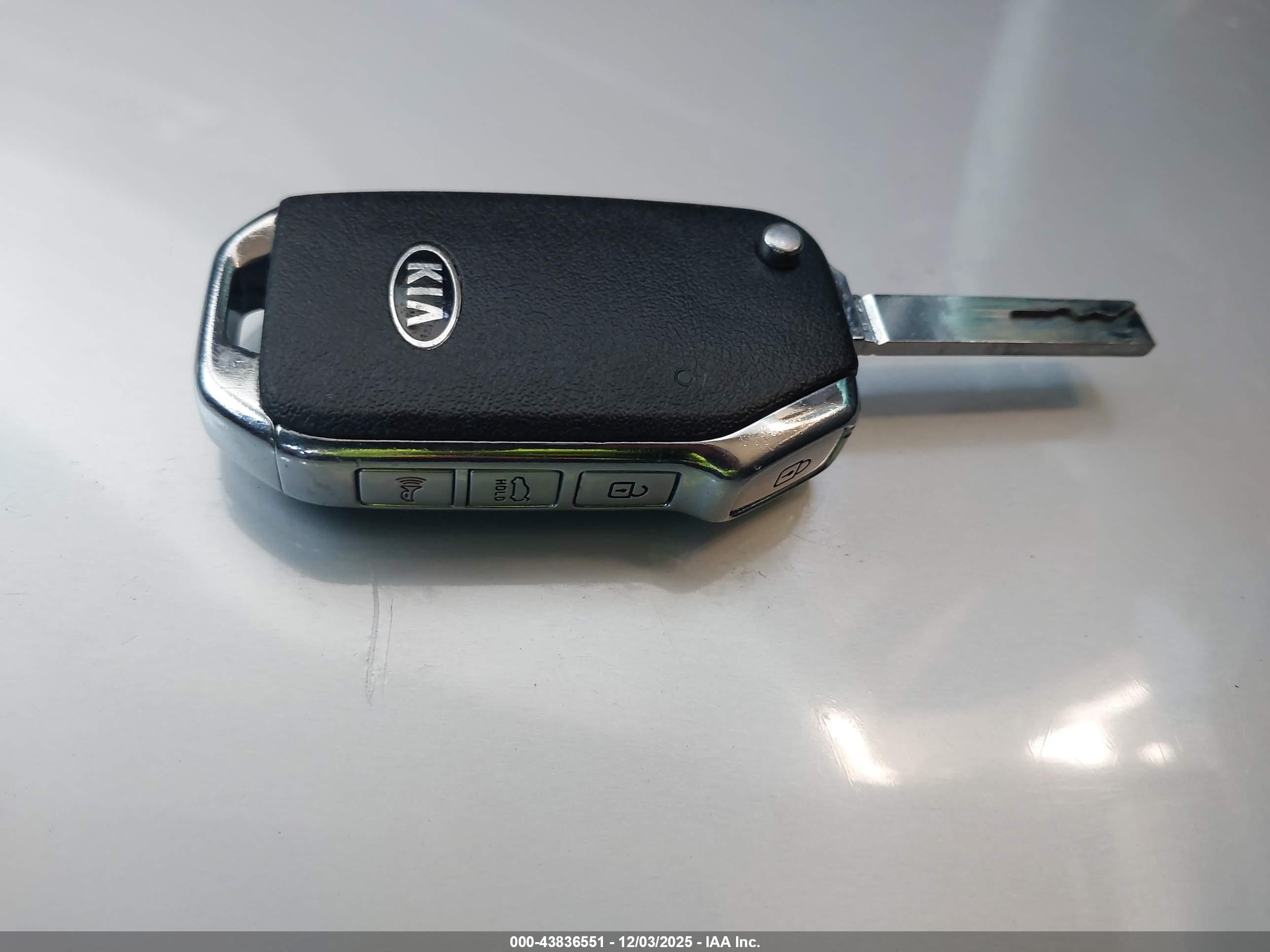 KIA FORTE image 11