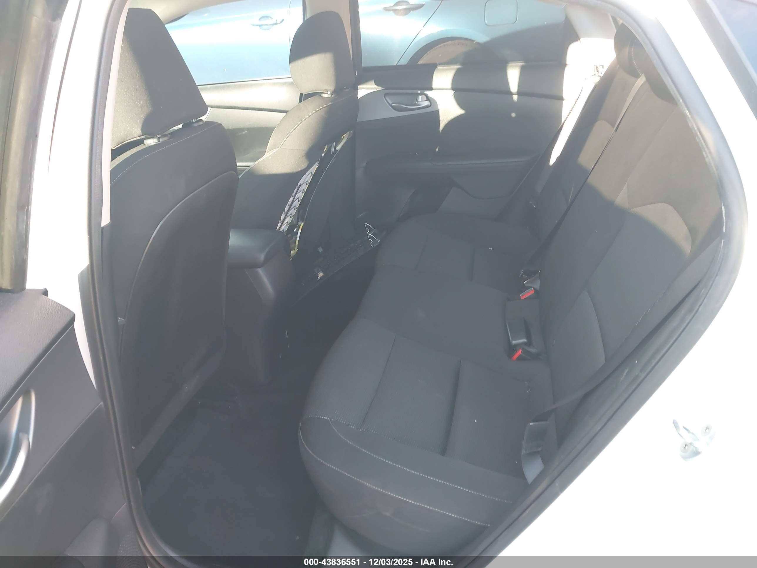 KIA FORTE image 8
