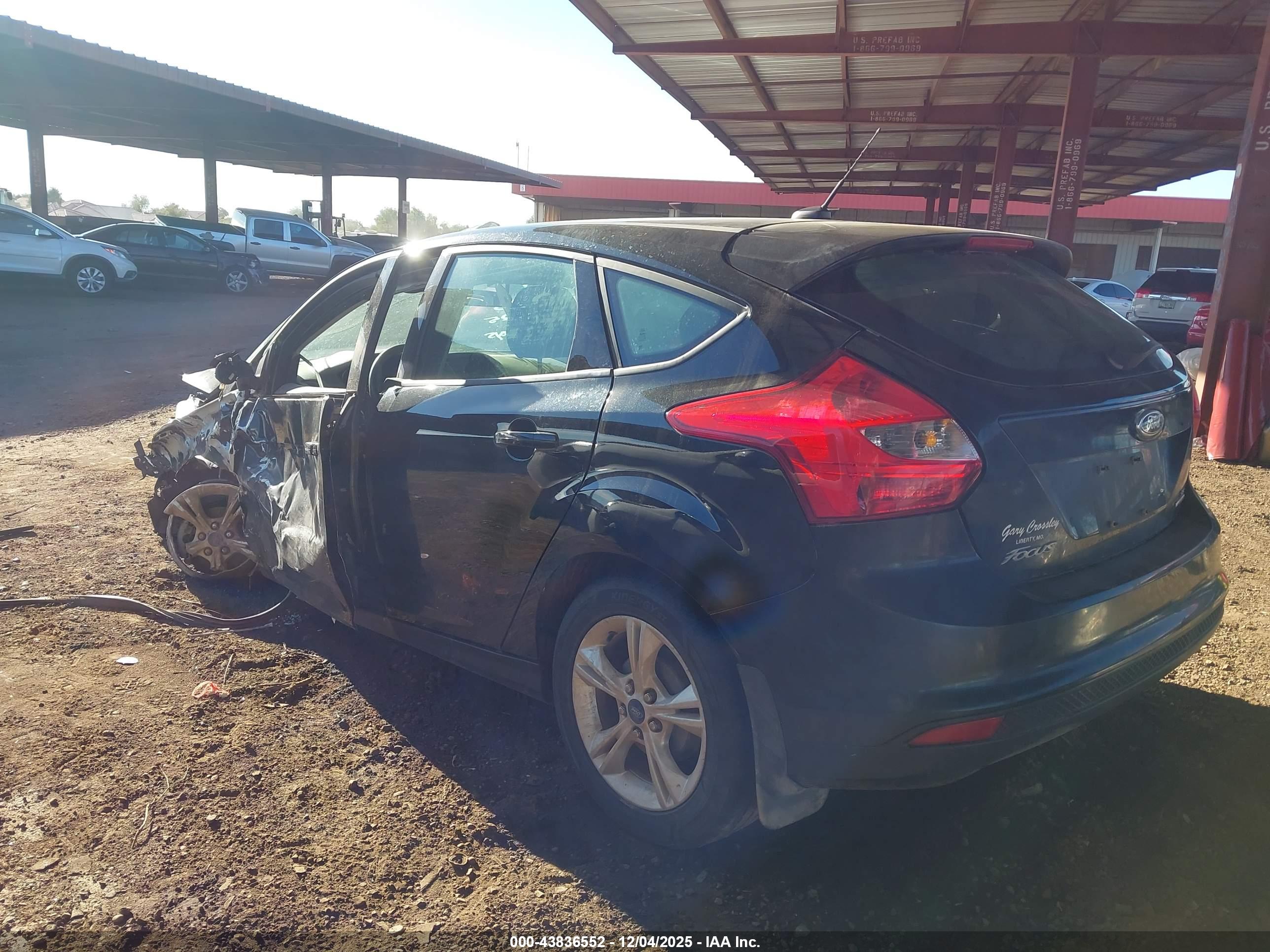 FORD FOCUS image 3