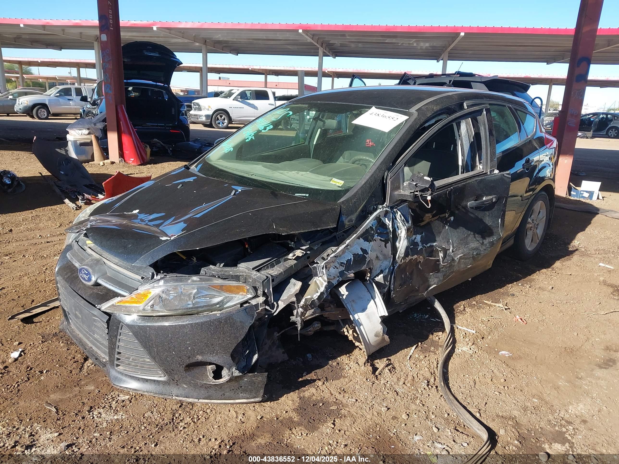 FORD FOCUS image 6