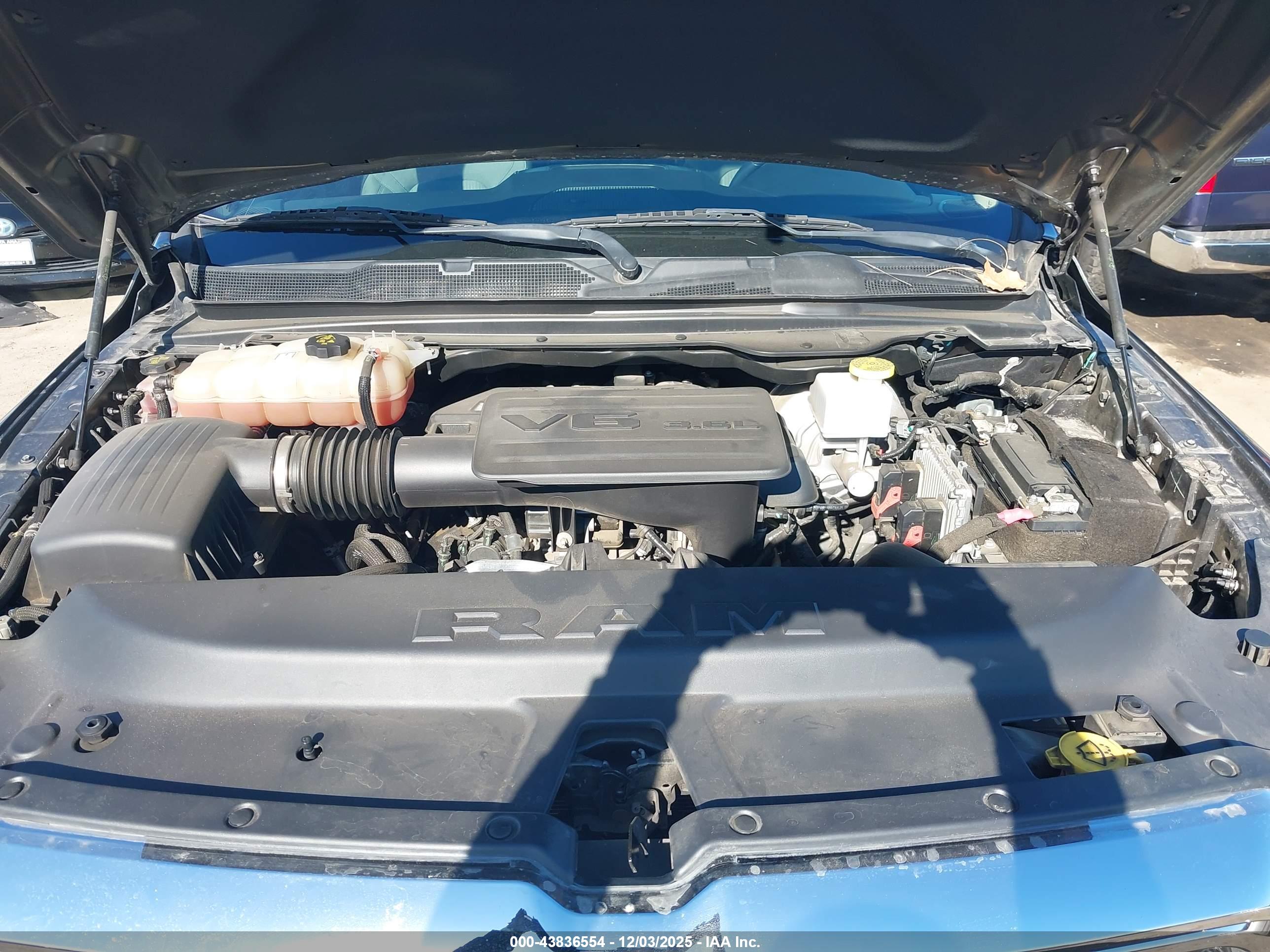 RAM 1500 image 10