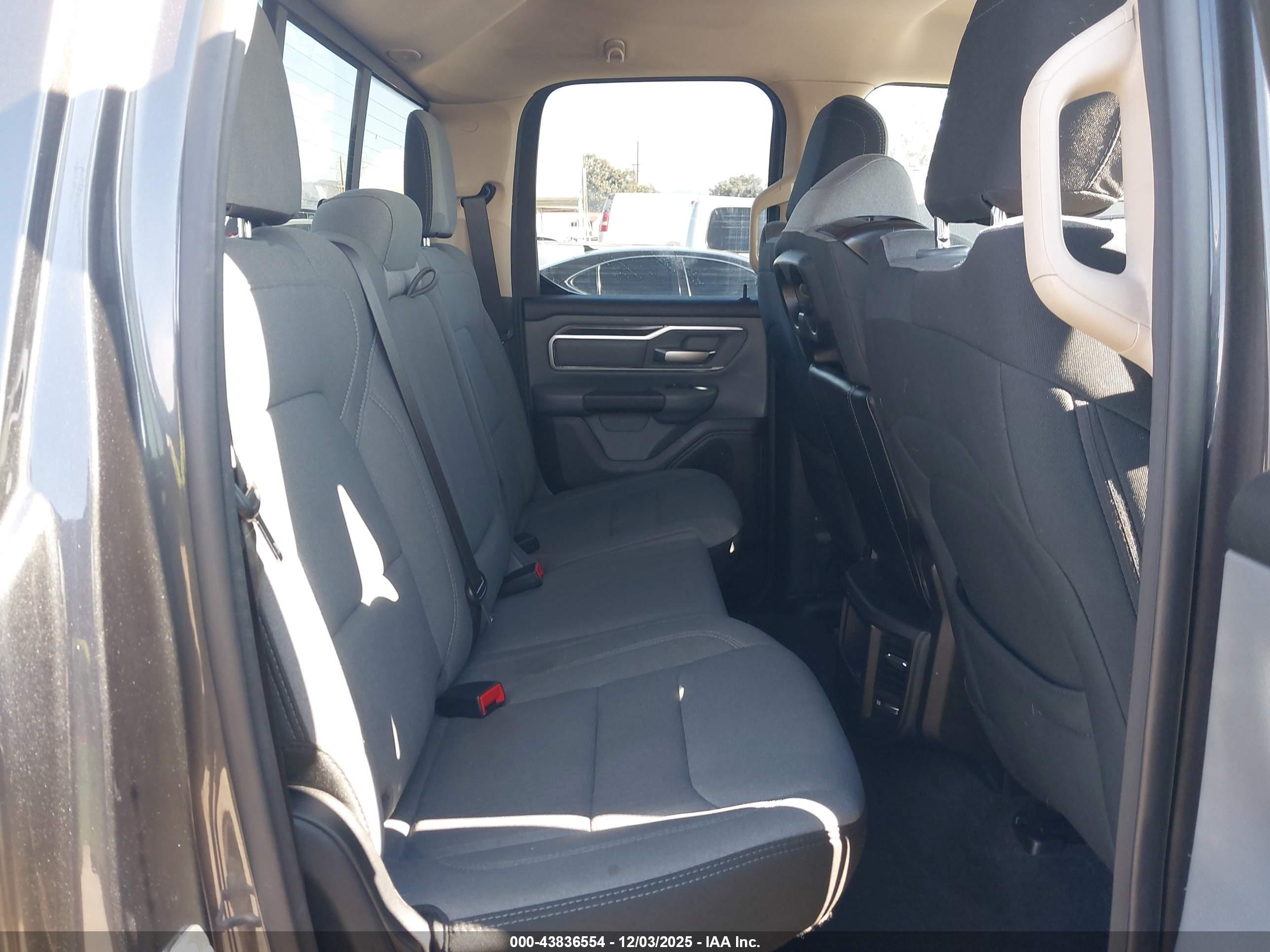 RAM 1500 image 8
