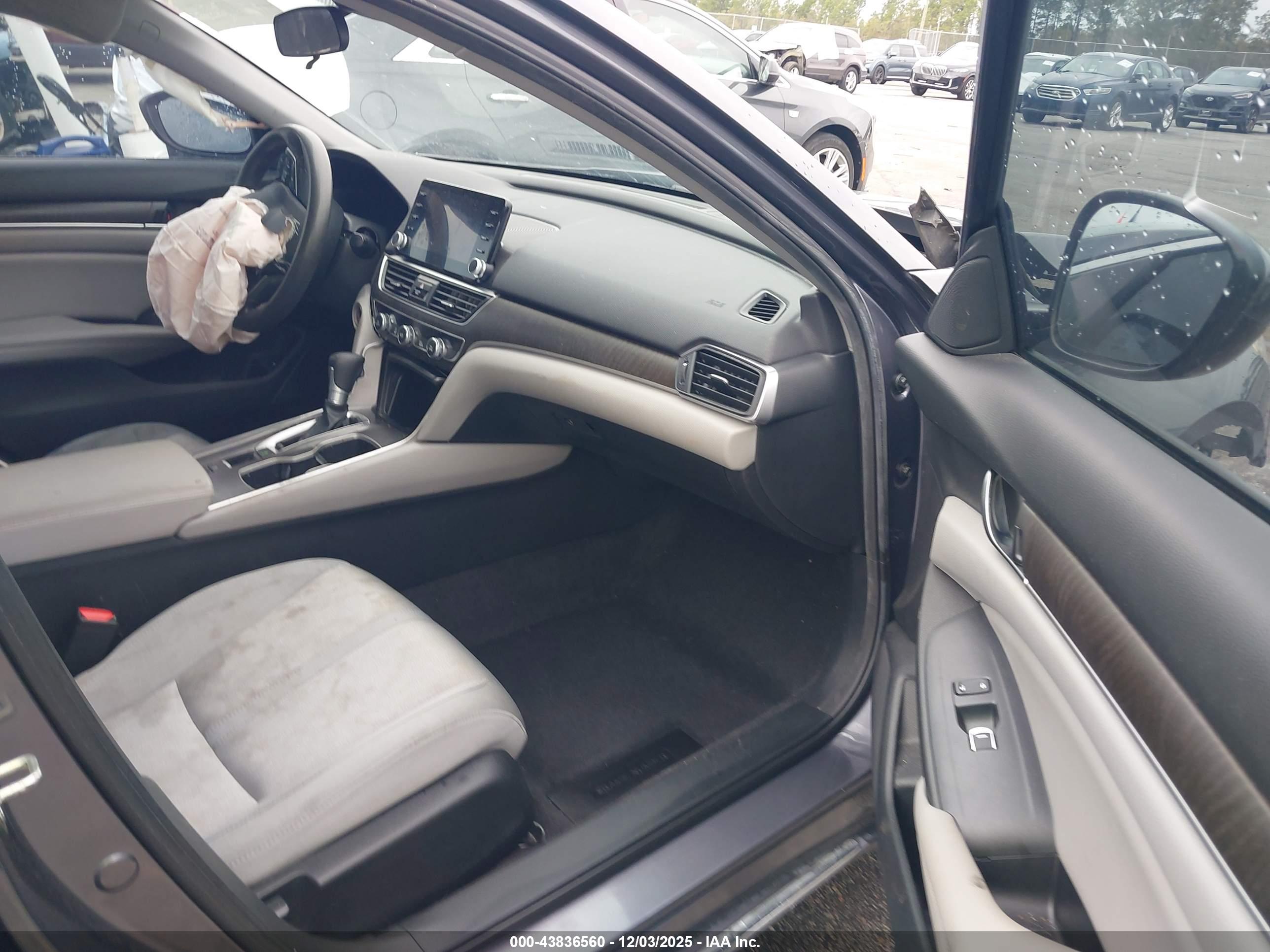 HONDA ACCORD image 5