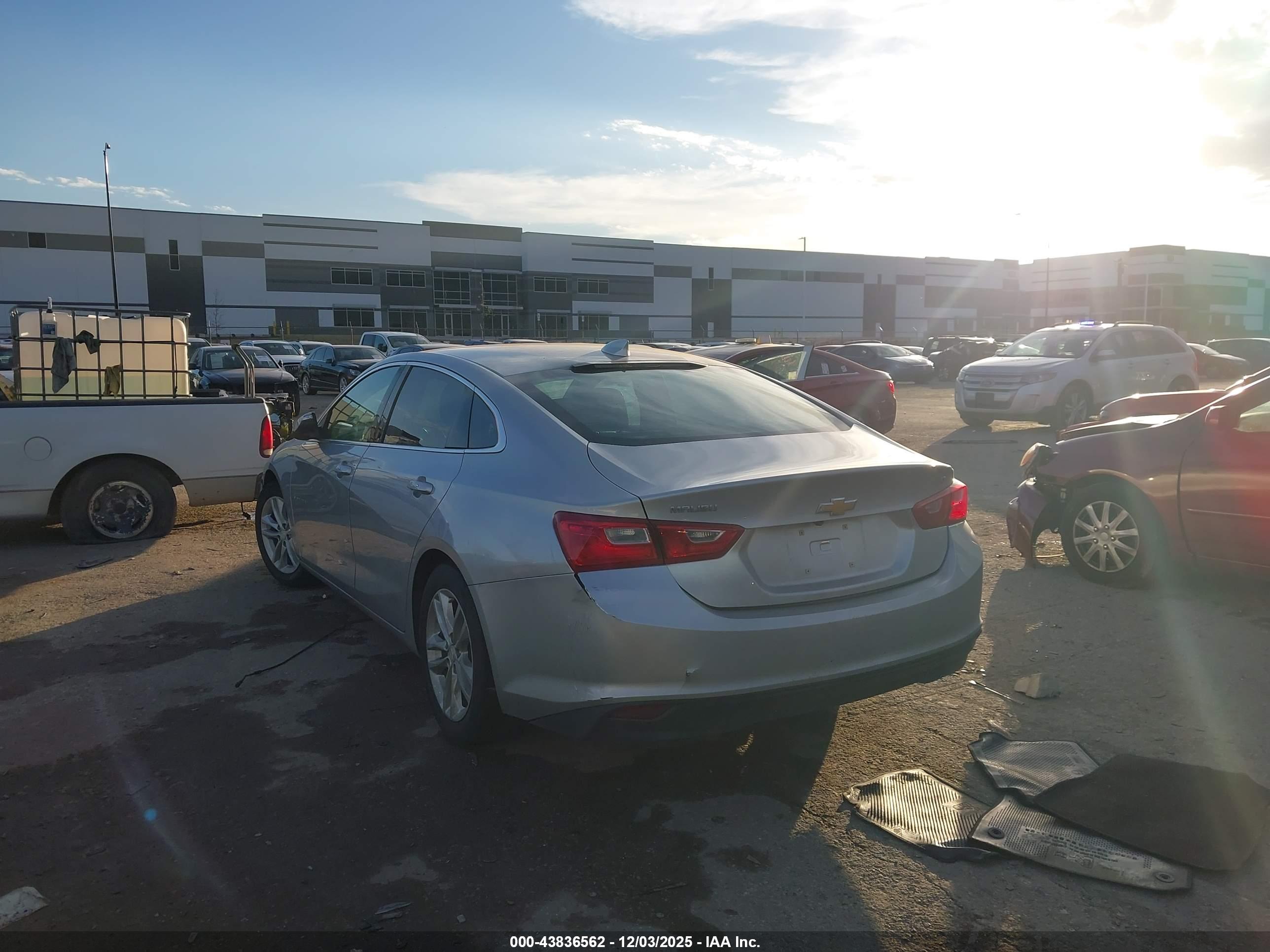 CHEVROLET MALIBU image 3