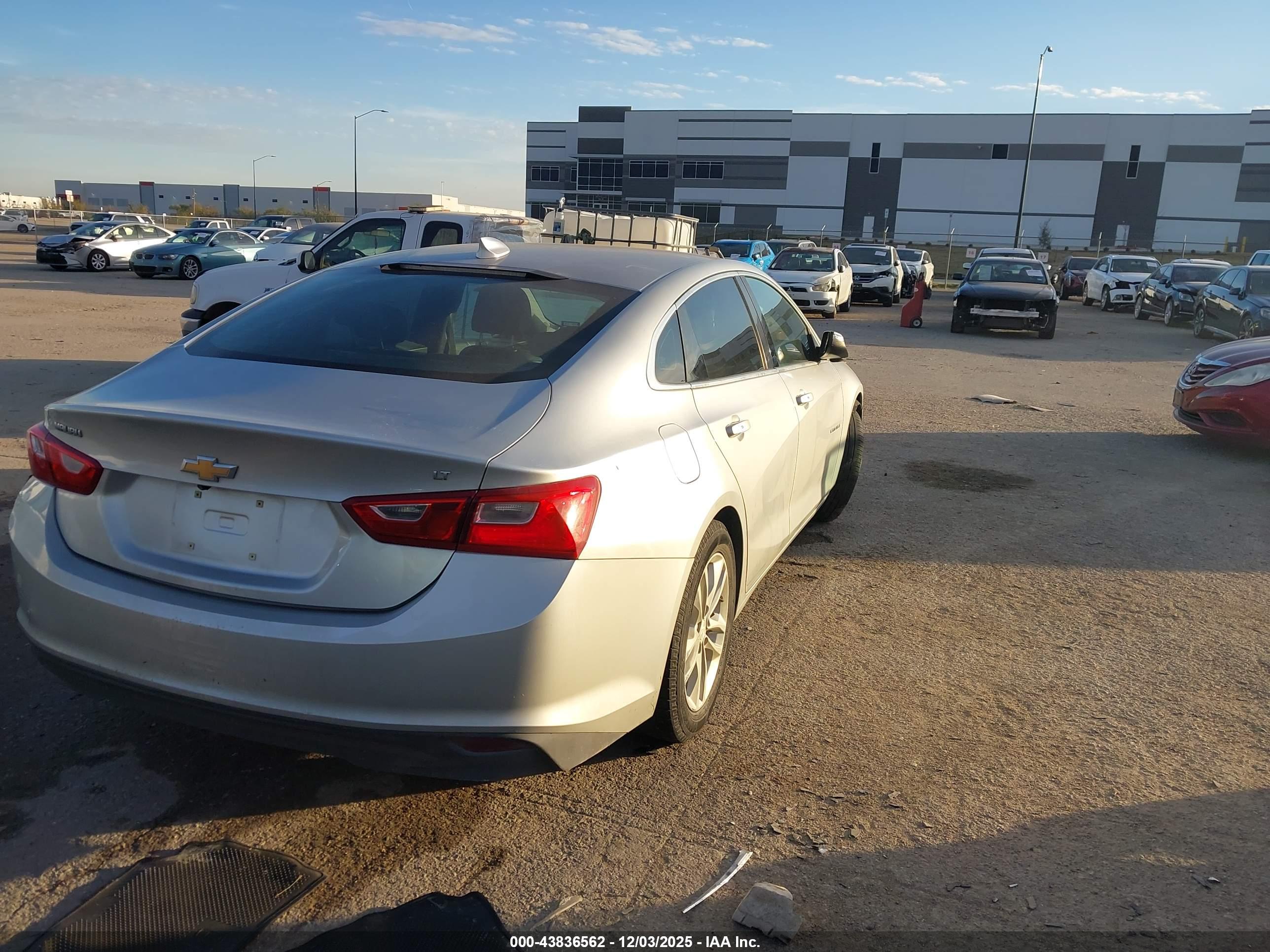 CHEVROLET MALIBU image 4
