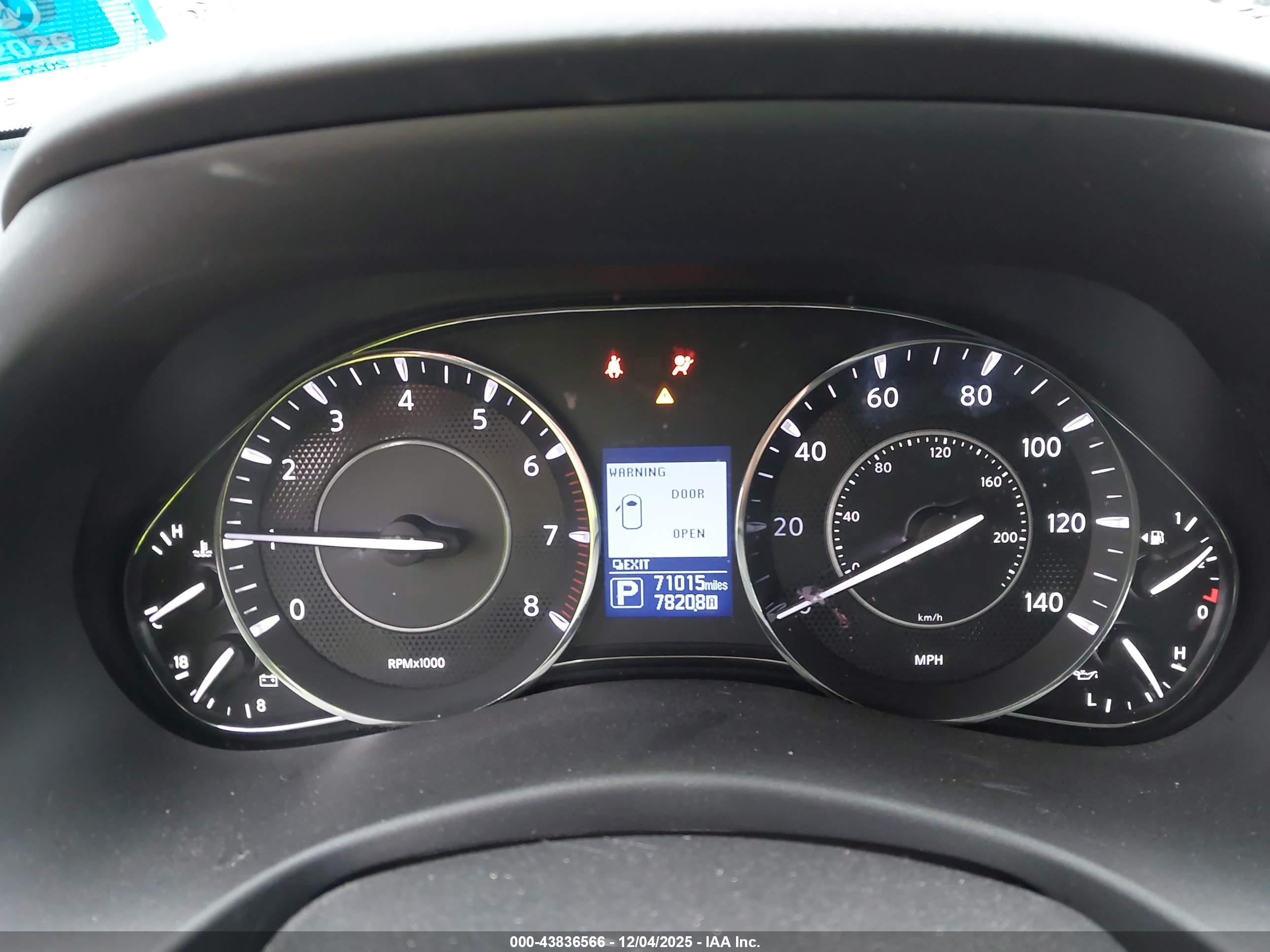 NISSAN ARMADA image 7