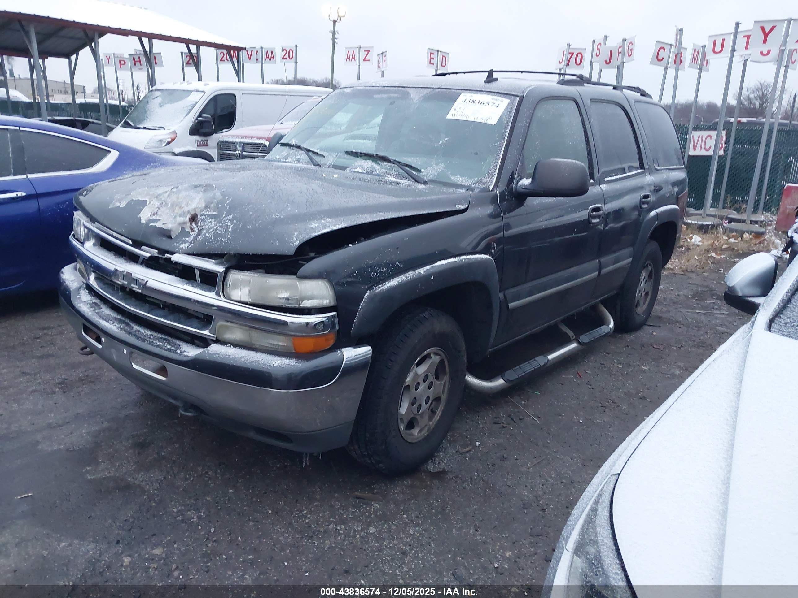 CHEVROLET TAHOE image 2