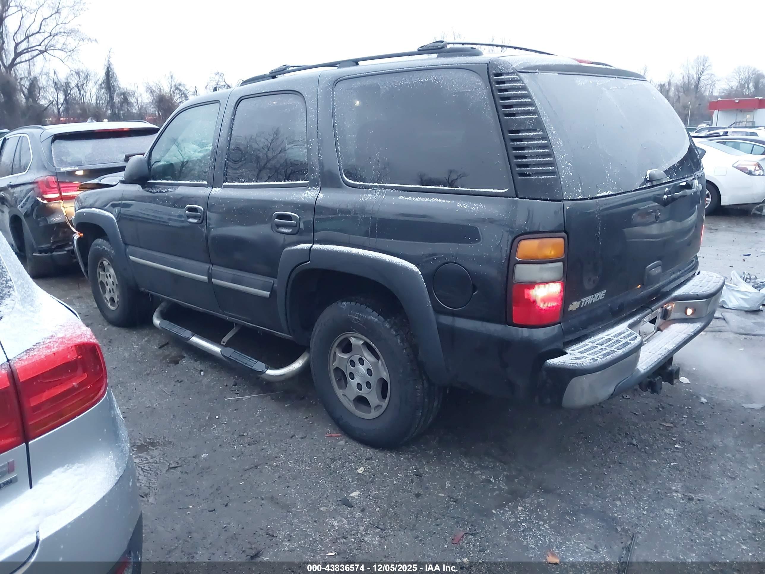 CHEVROLET TAHOE image 3
