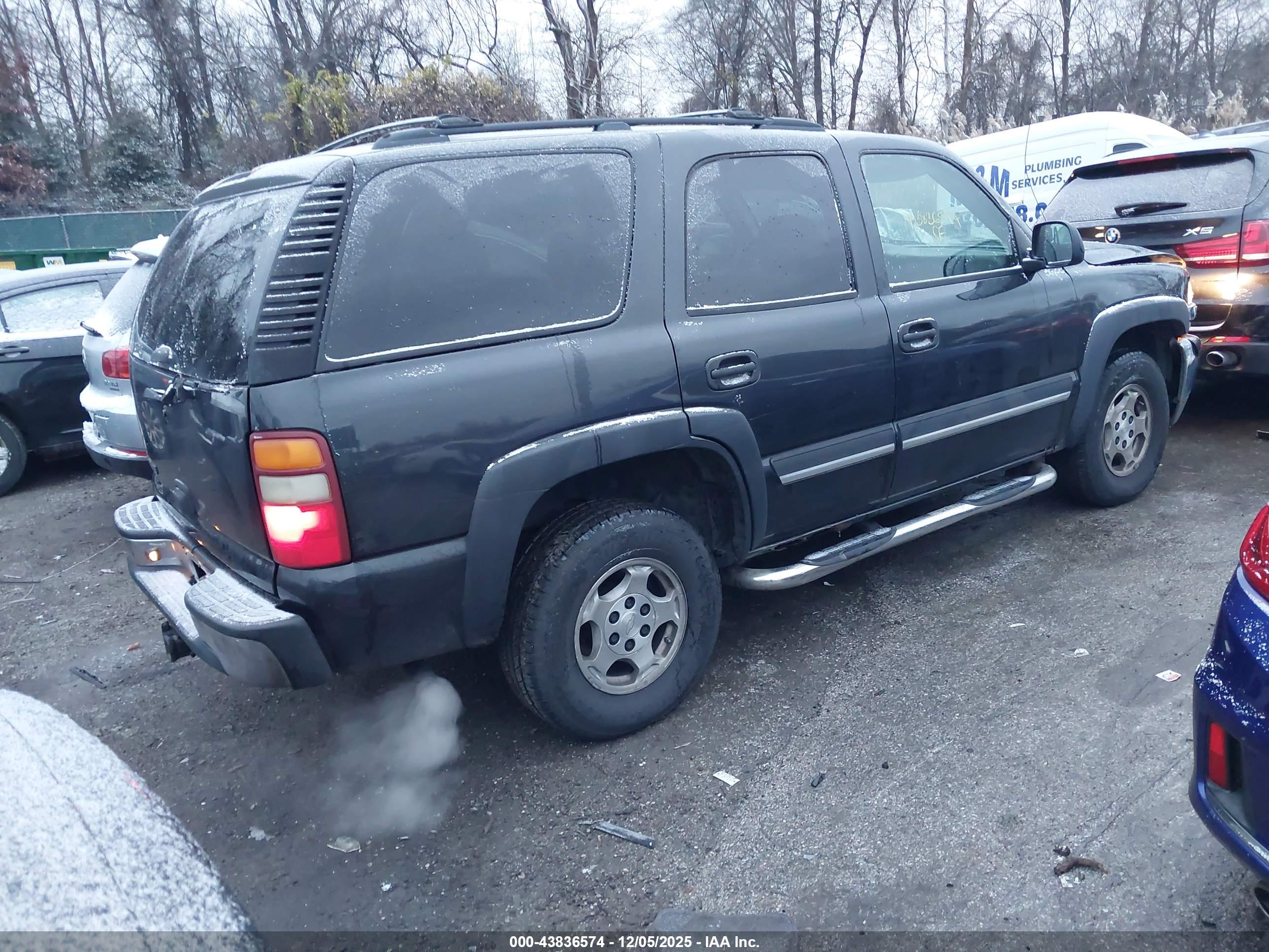 CHEVROLET TAHOE image 4