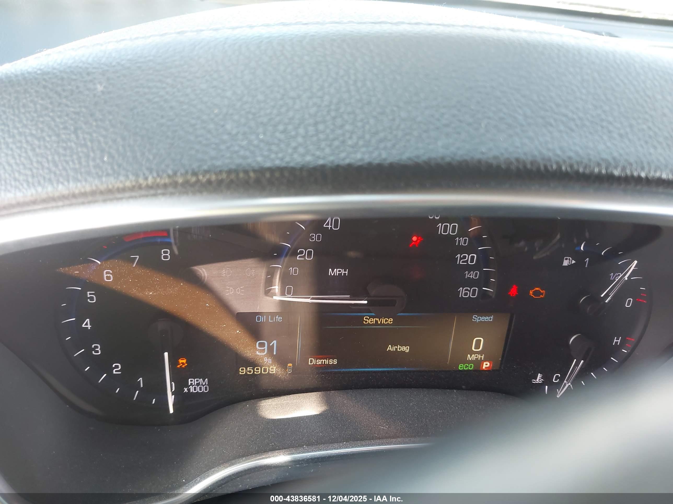CADILLAC SRX image 7
