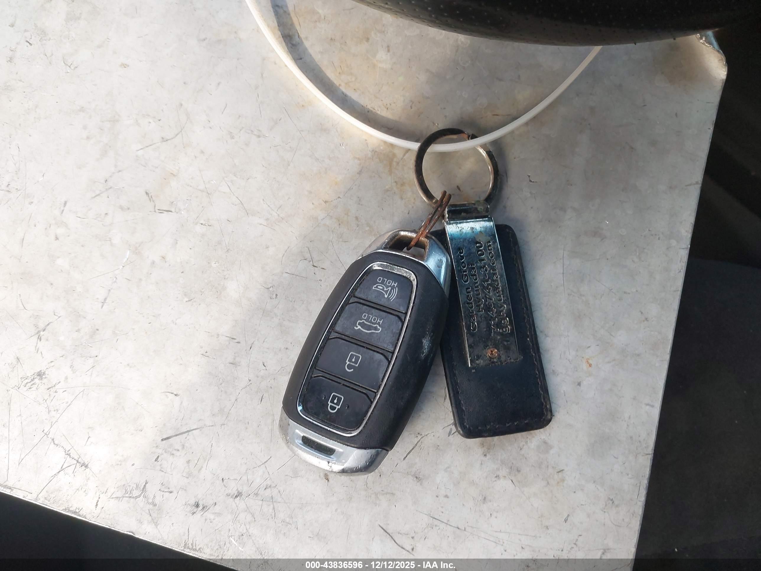 HYUNDAI KONA image 11