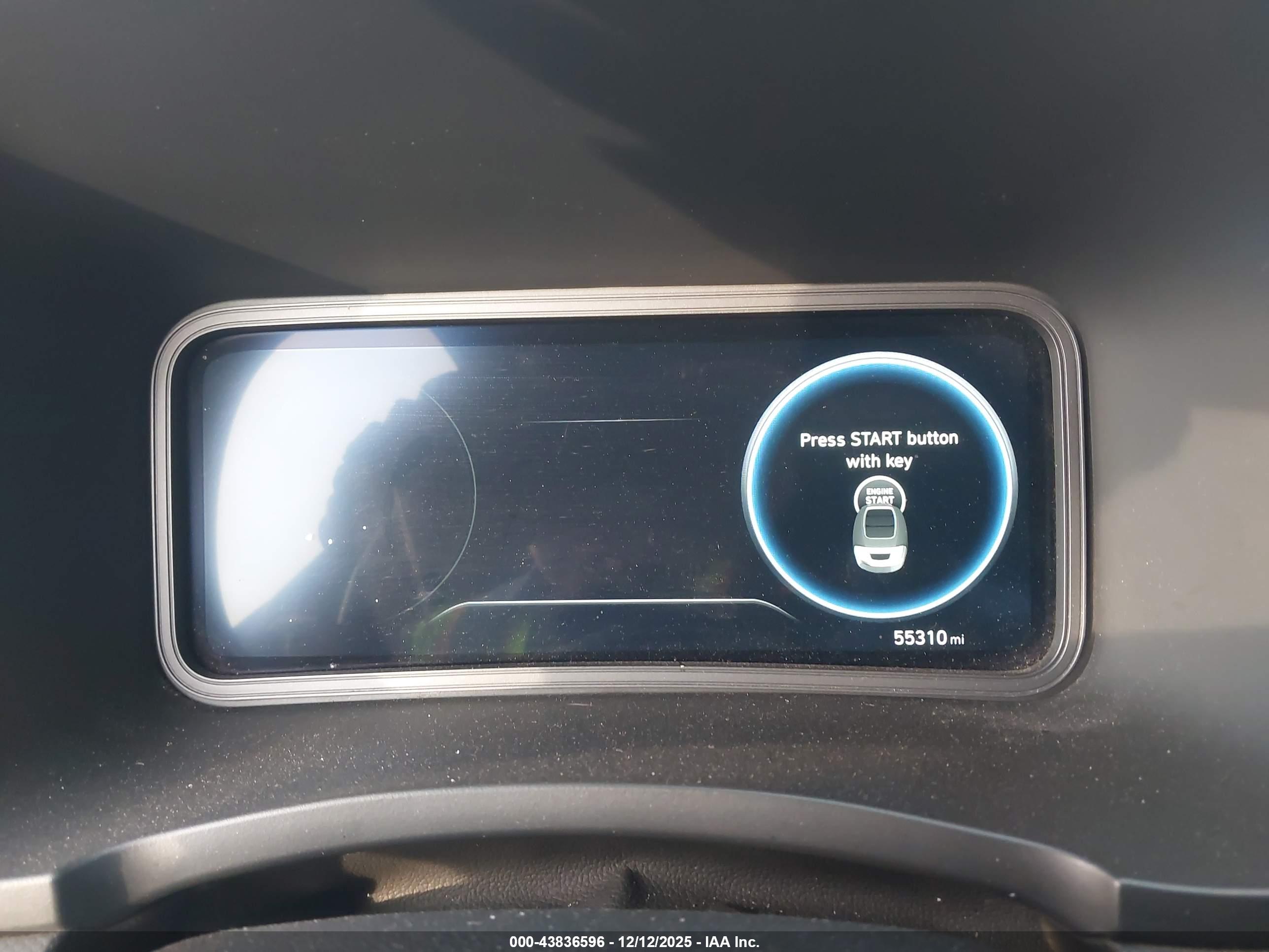 HYUNDAI KONA image 7