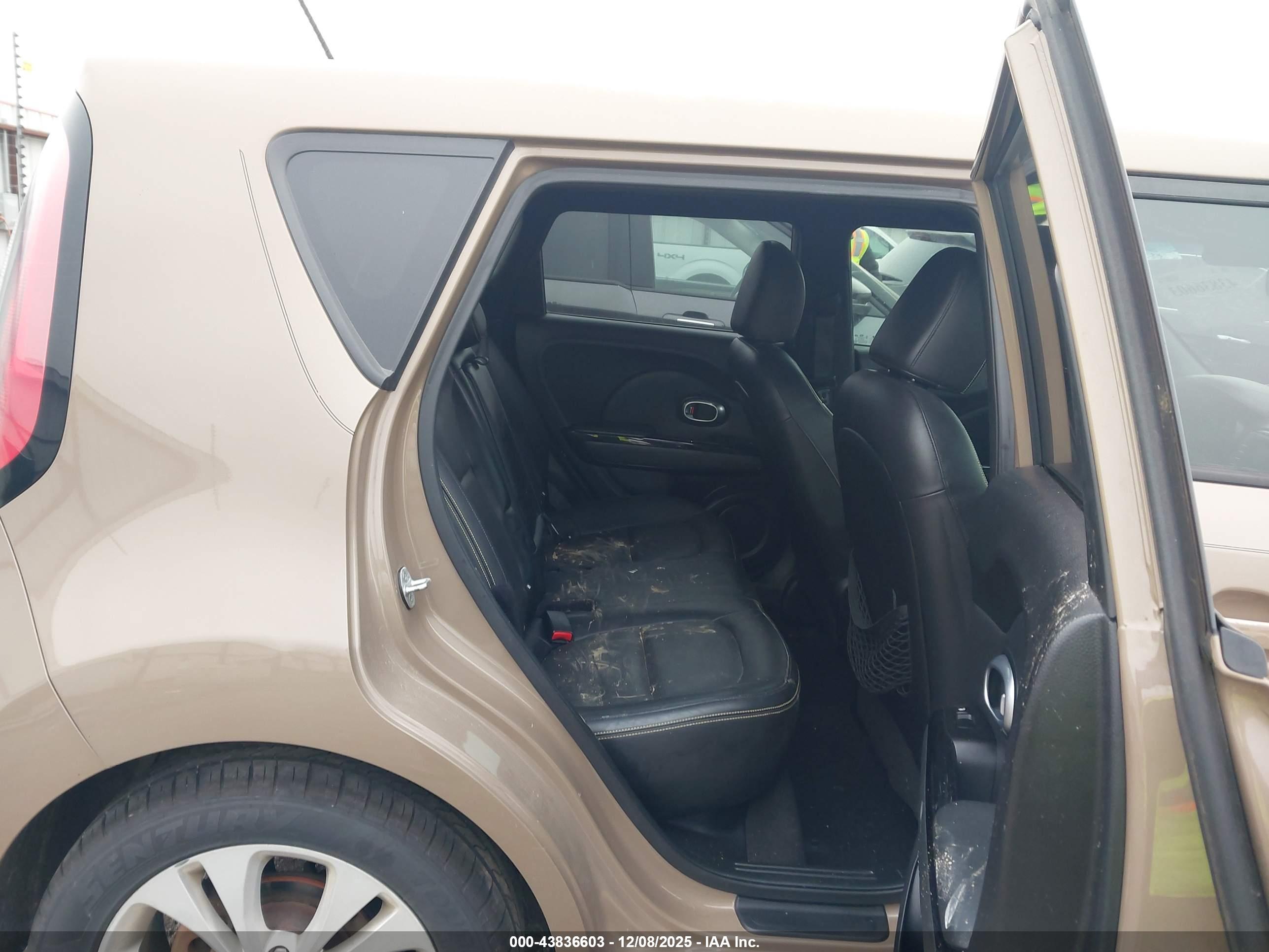 KIA SOUL image 8