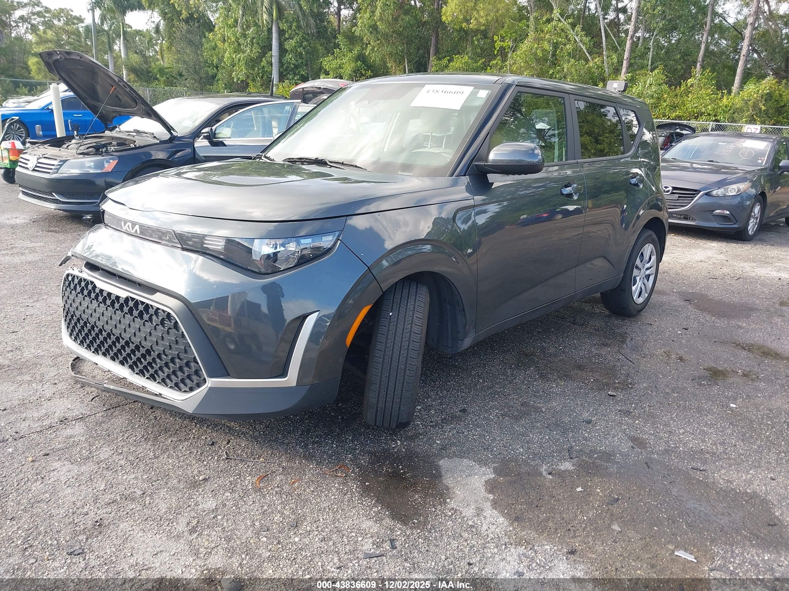 KIA SOUL image 2