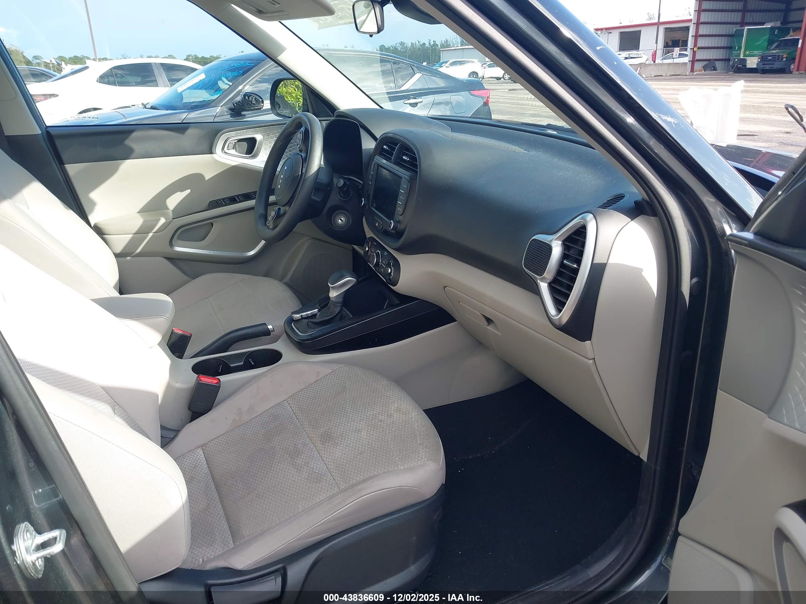 KIA SOUL image 5