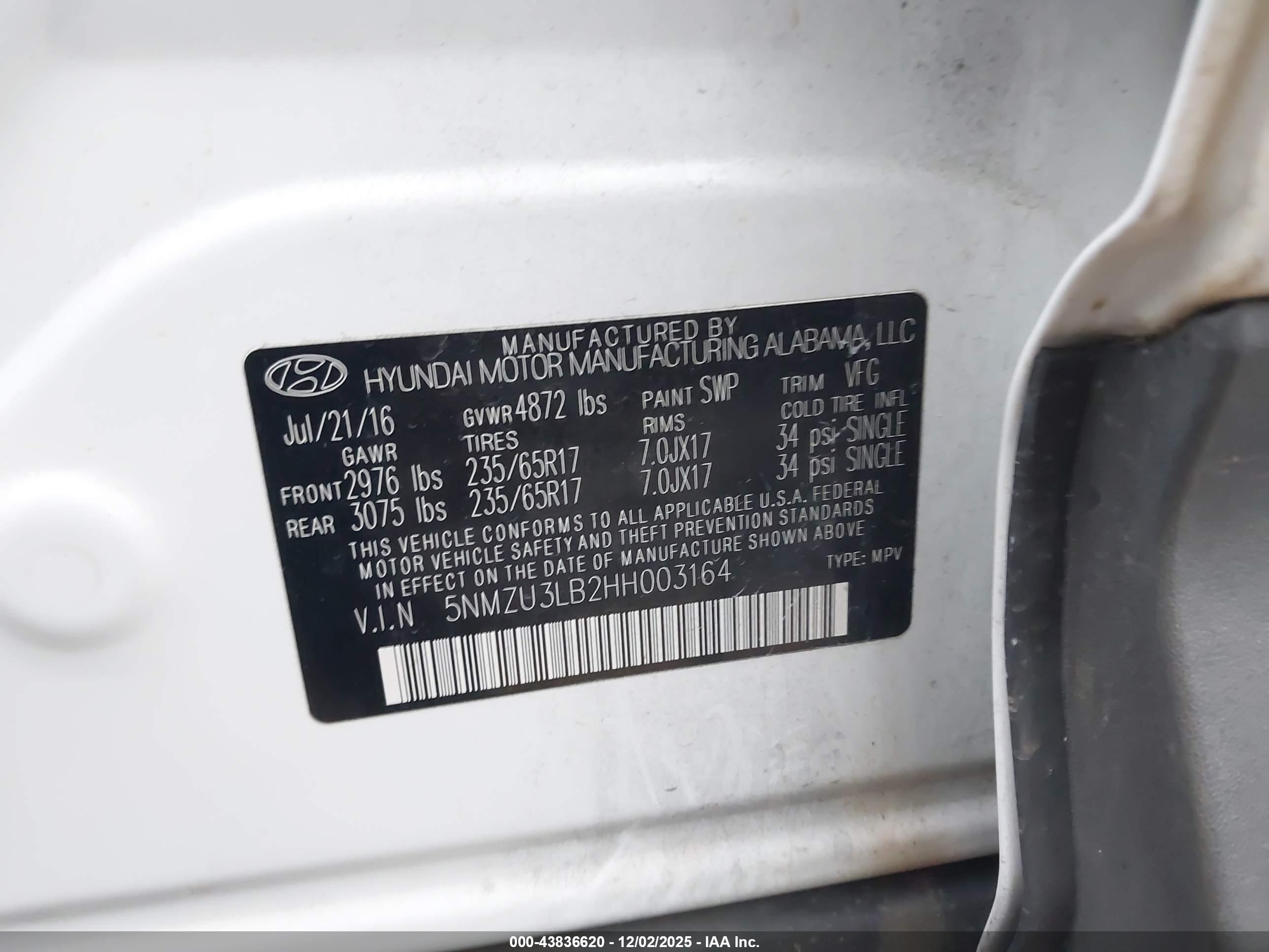 HYUNDAI SANTA image 9