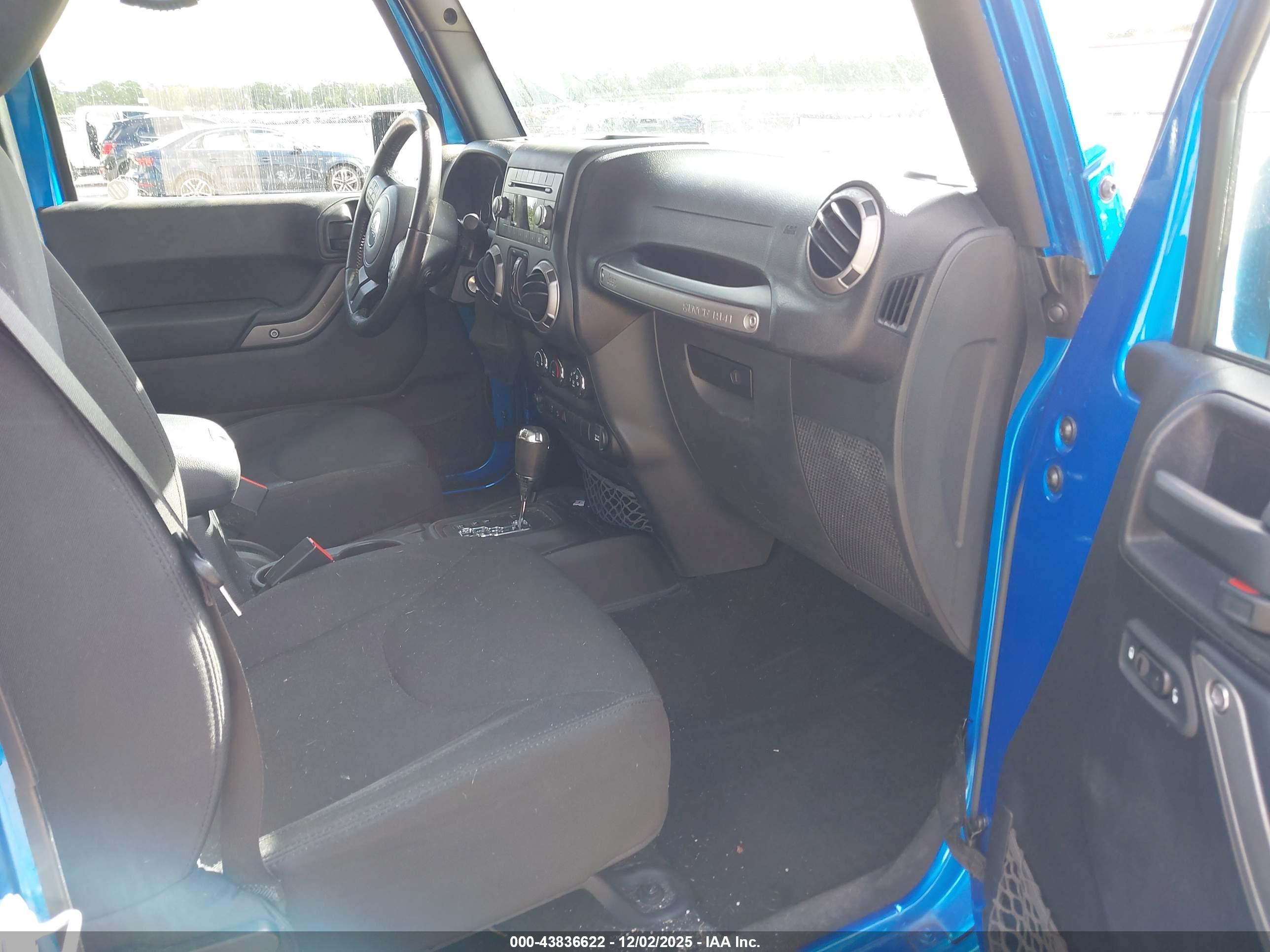 JEEP WRANGLER image 5