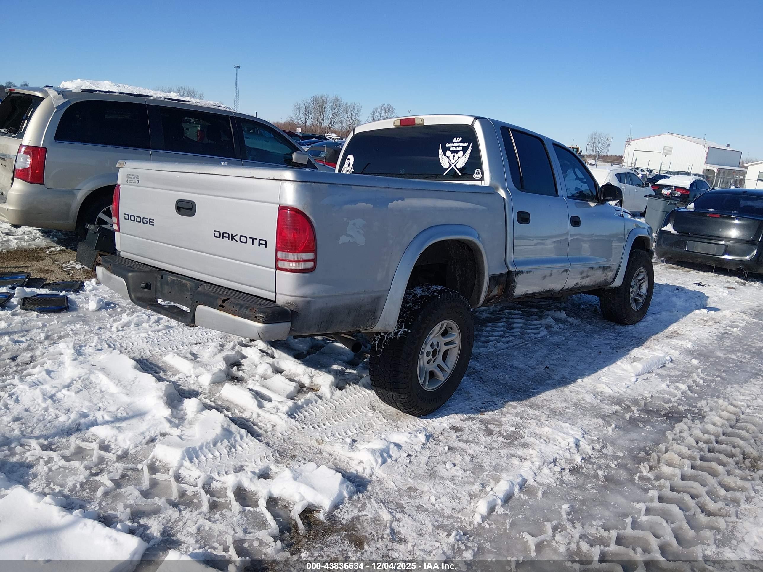 DODGE DAKOTA image 4