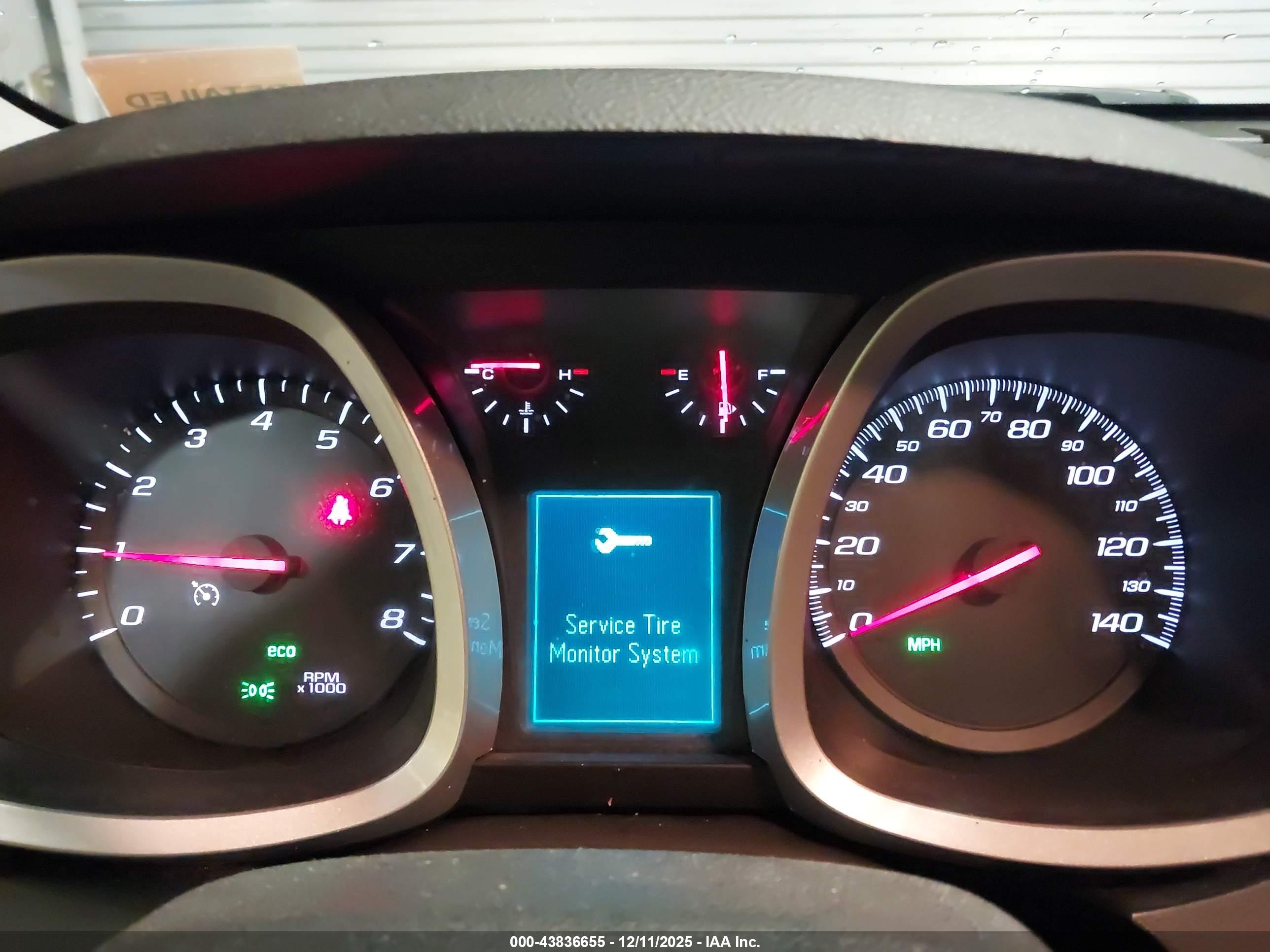 CHEVROLET EQUINOX image 7