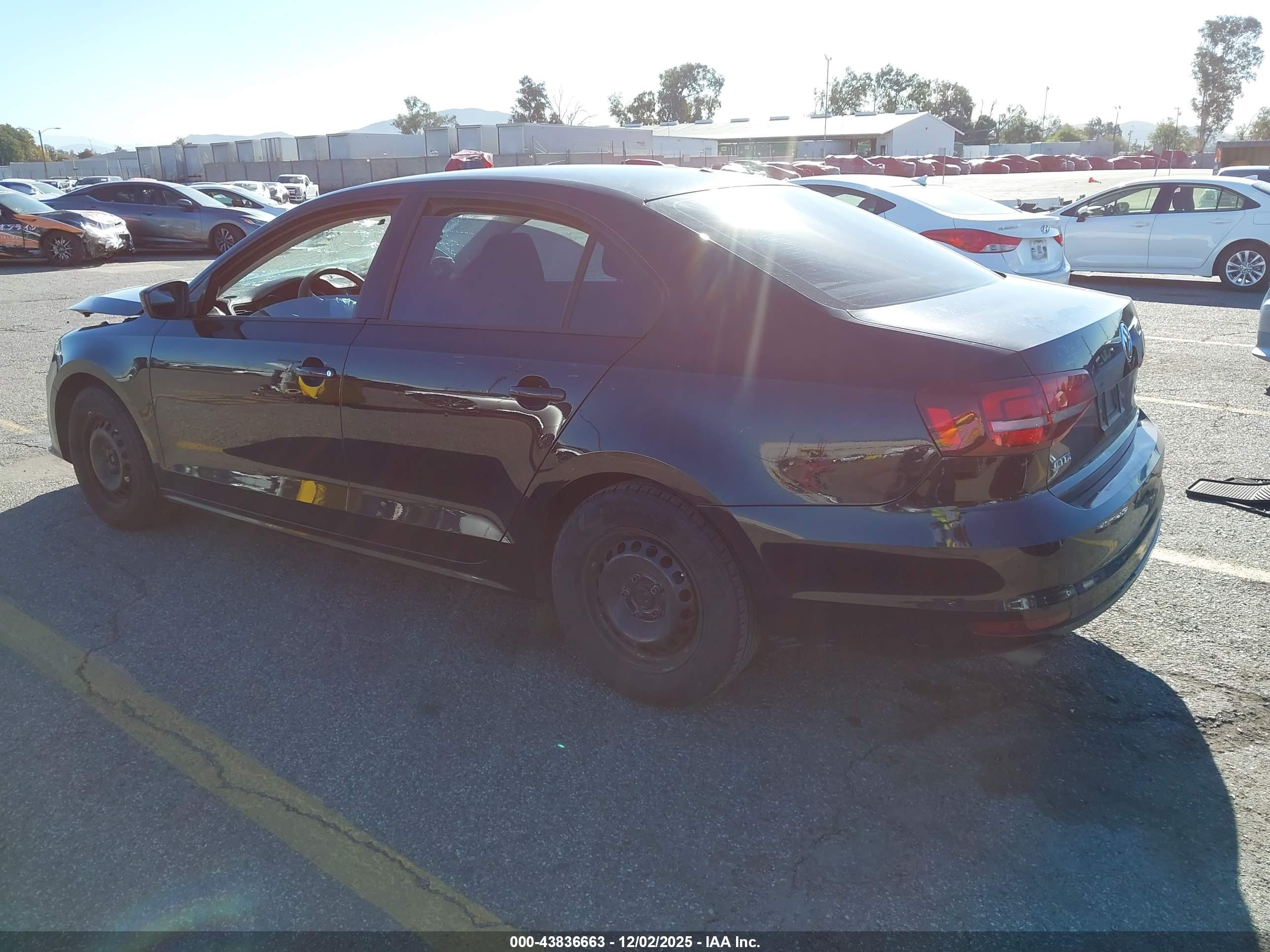VOLKSWAGEN JETTA image 3