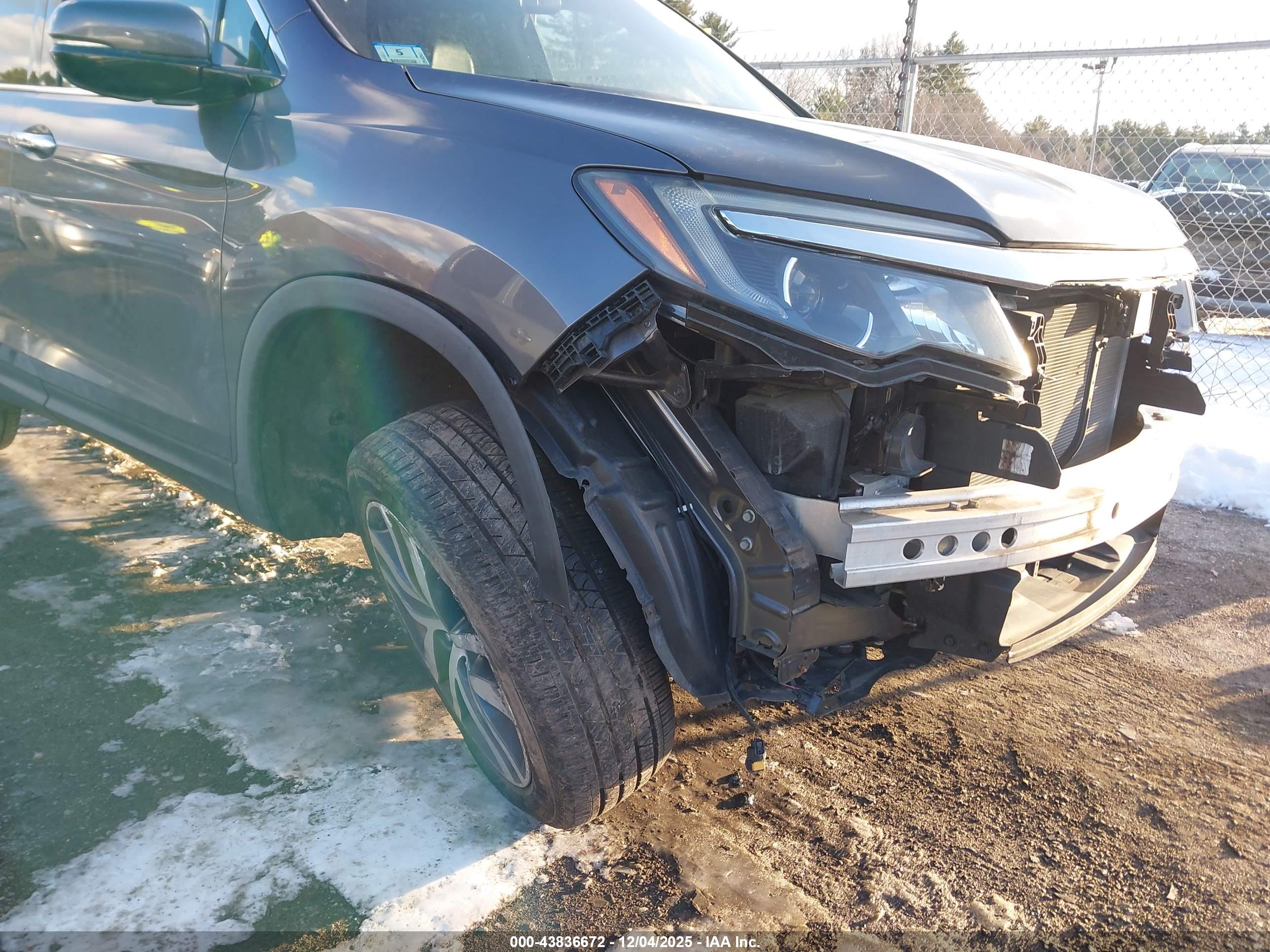 HONDA PILOT image 6