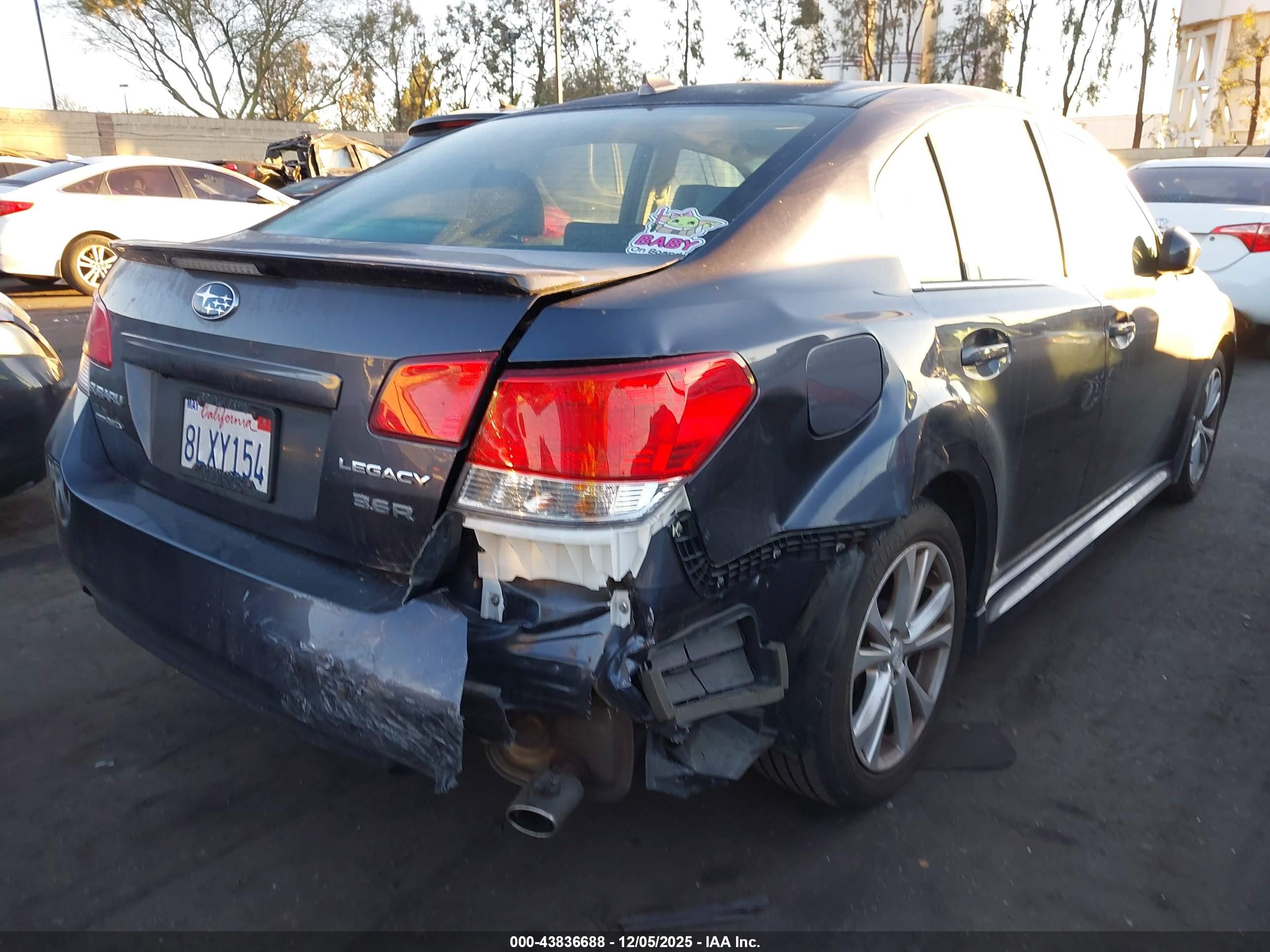 SUBARU LEGACY image 6