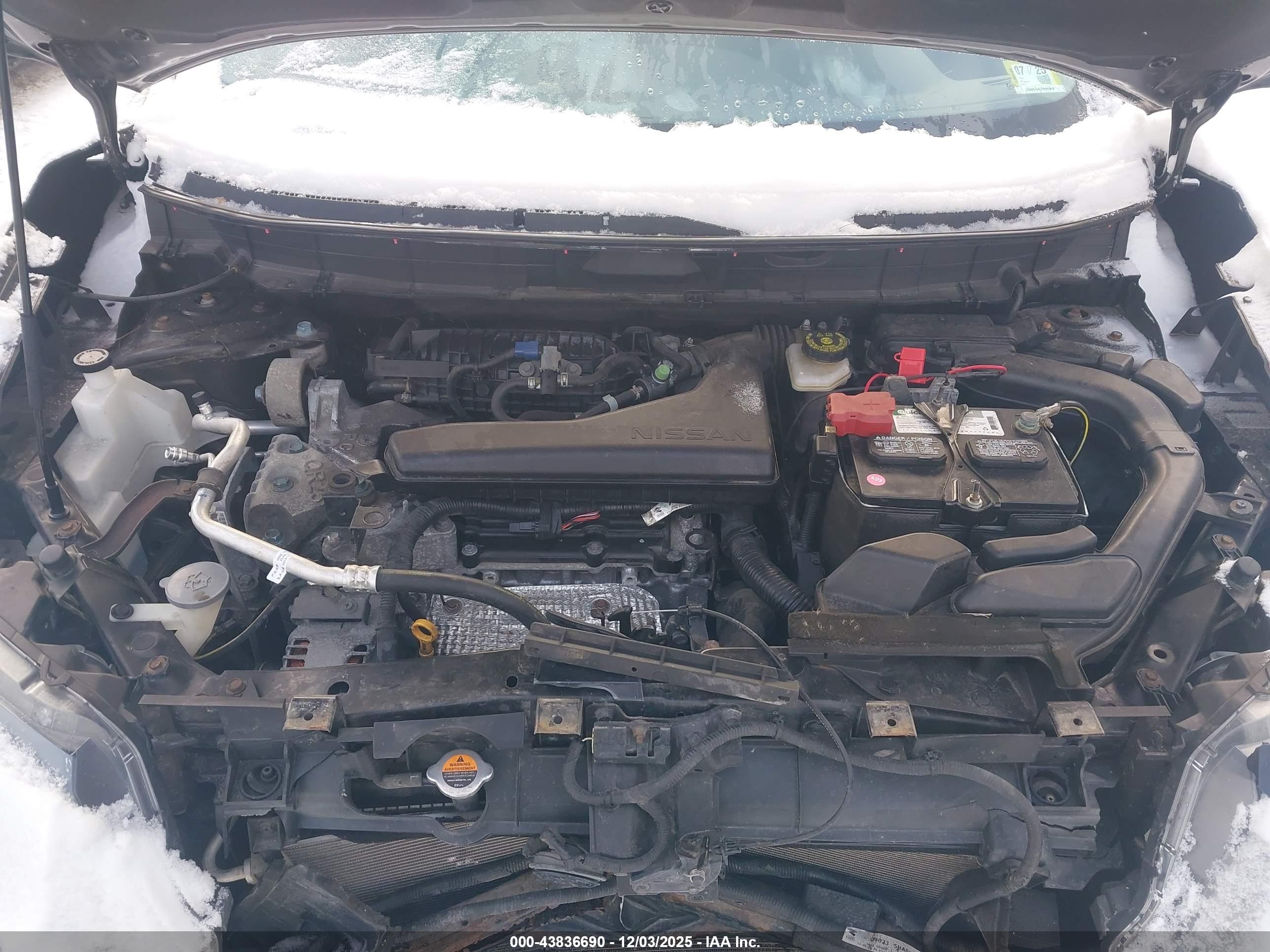 NISSAN ROGUE image 10