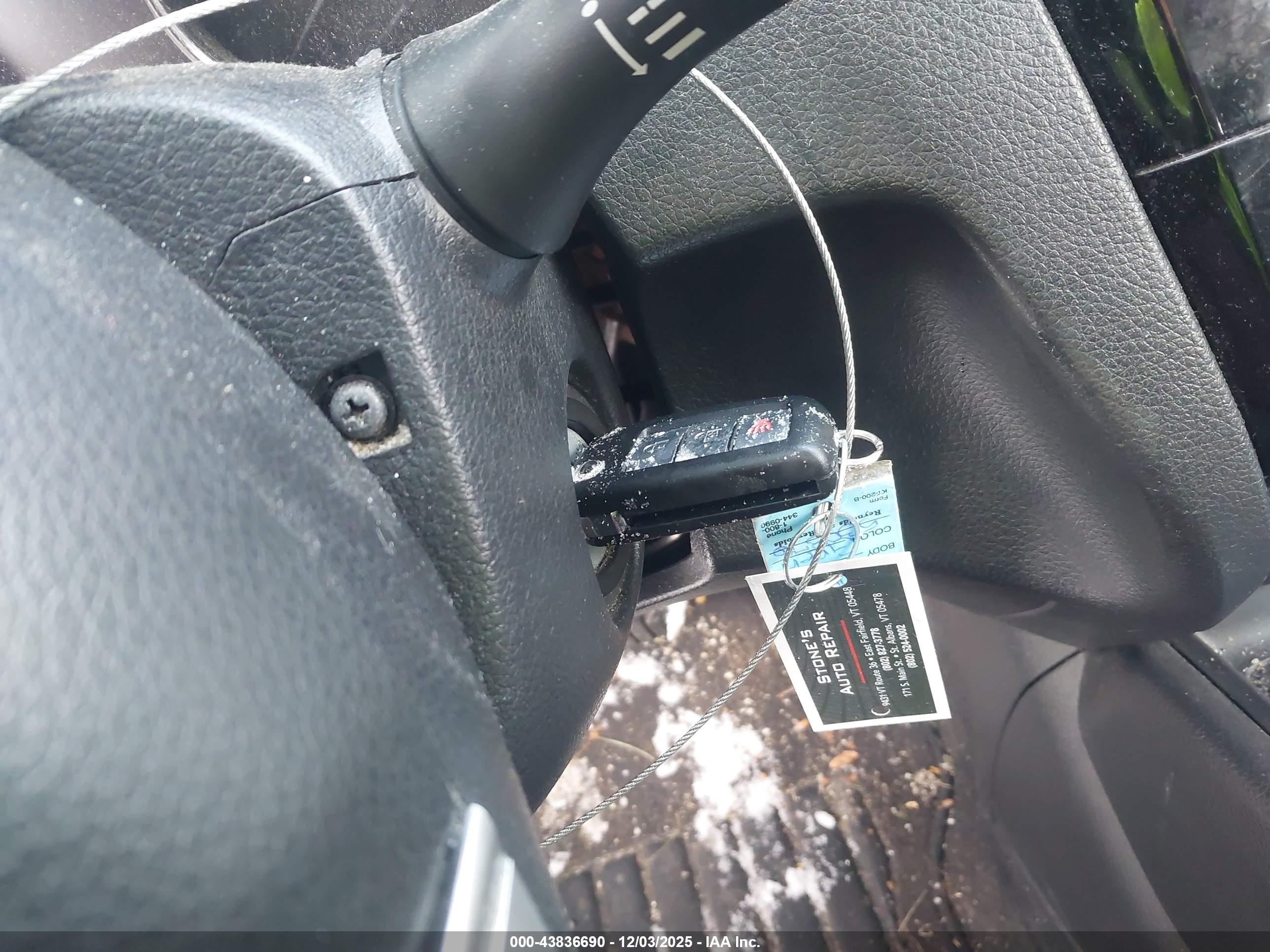 NISSAN ROGUE image 11