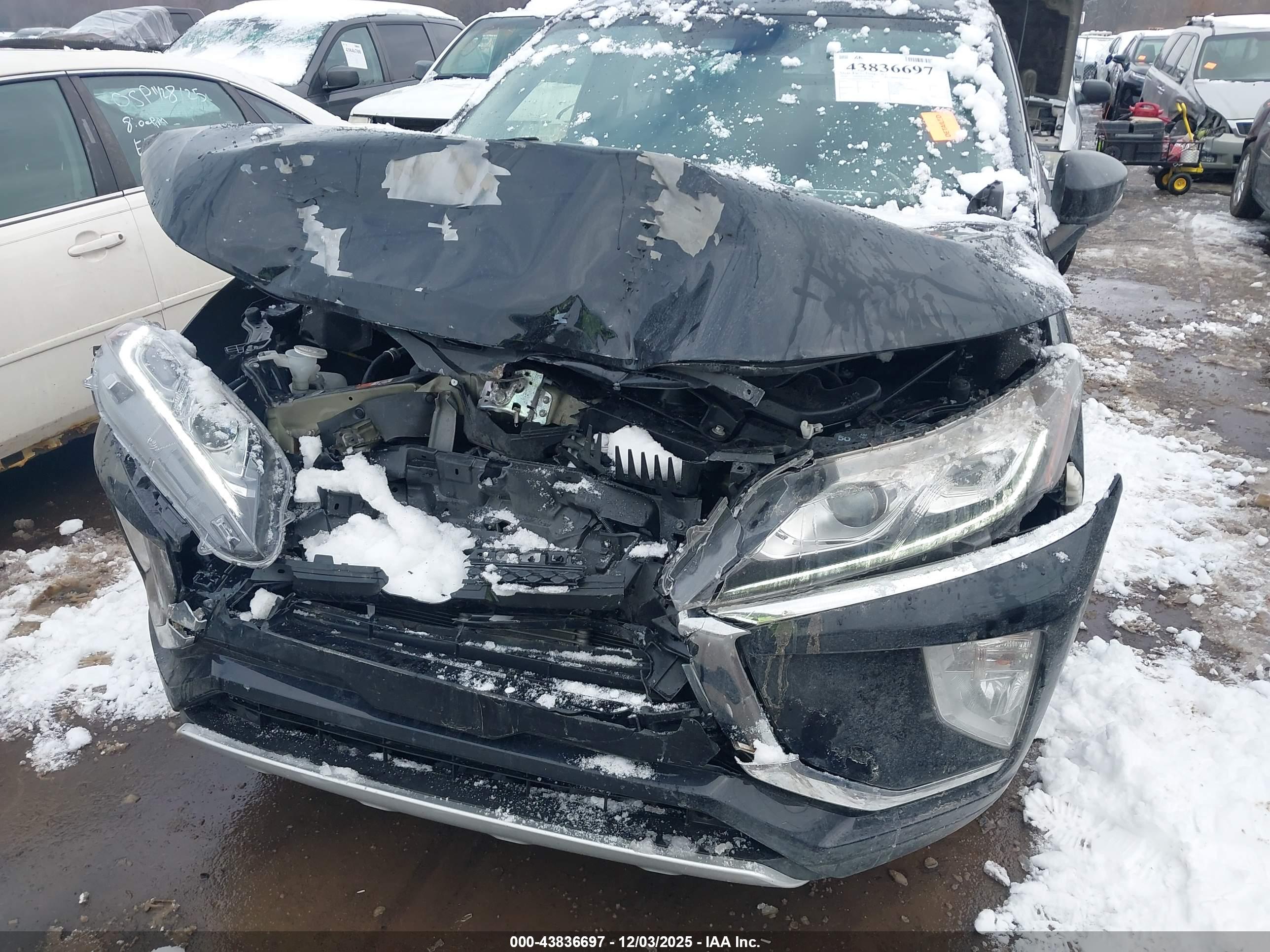 MITSUBISHI ECLIPSE image 6