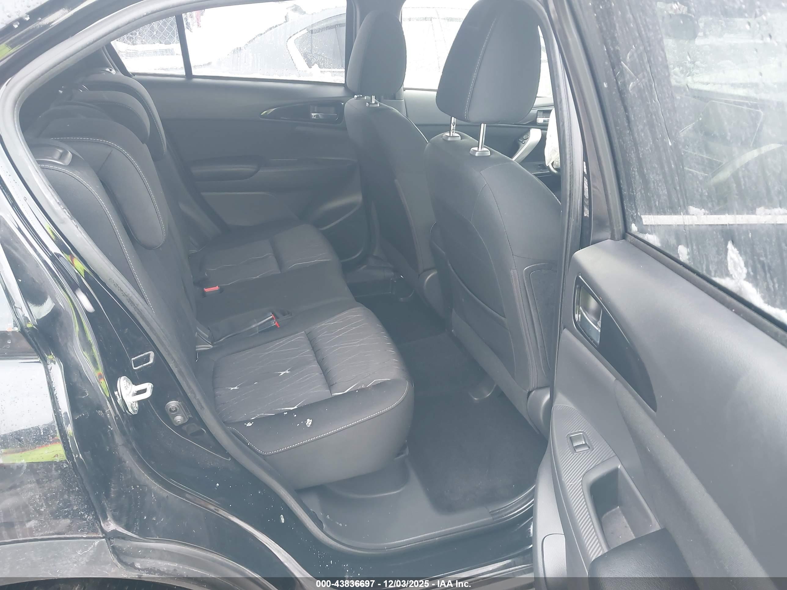 MITSUBISHI ECLIPSE image 8