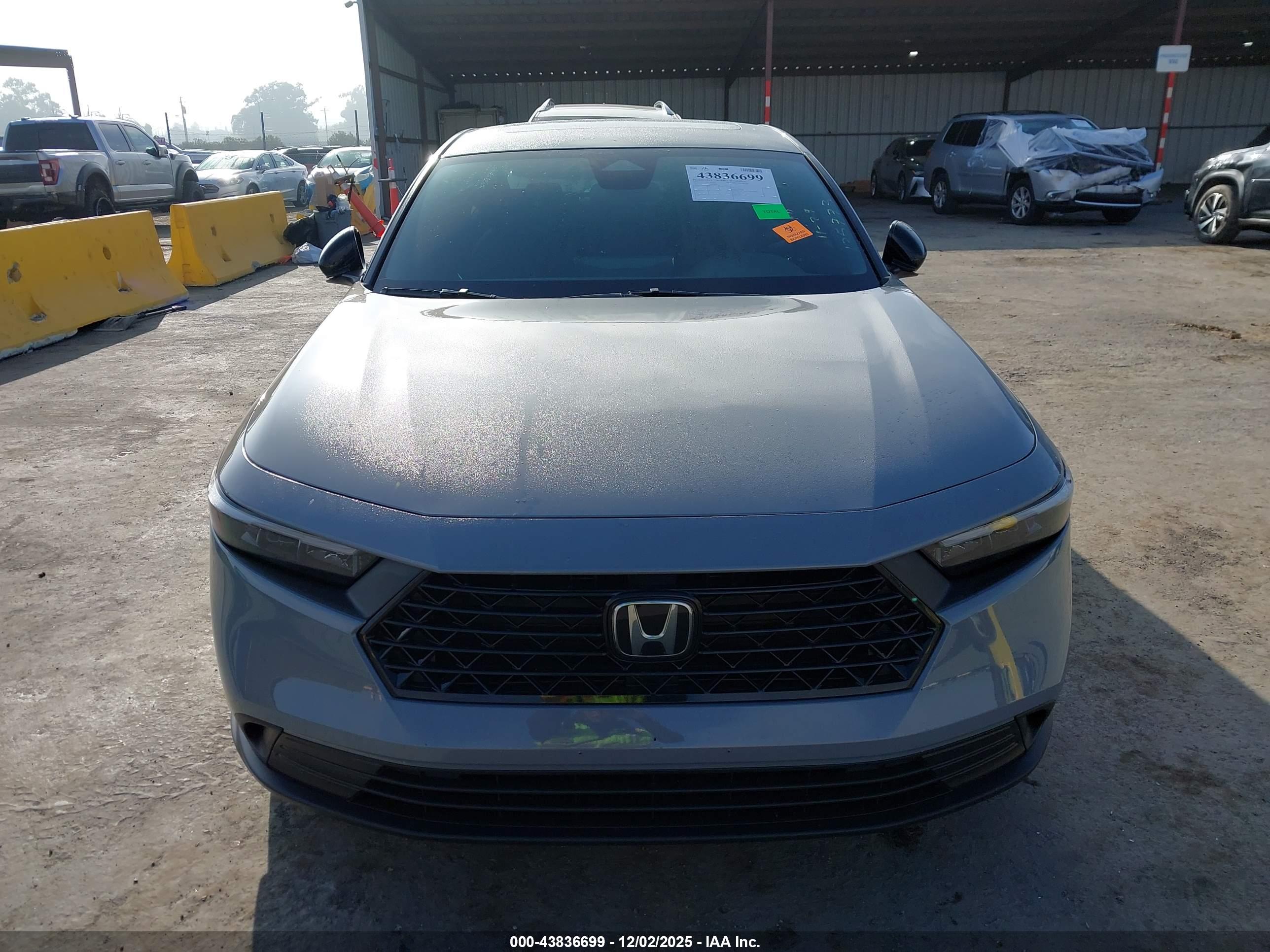 HONDA ACCORD image 6